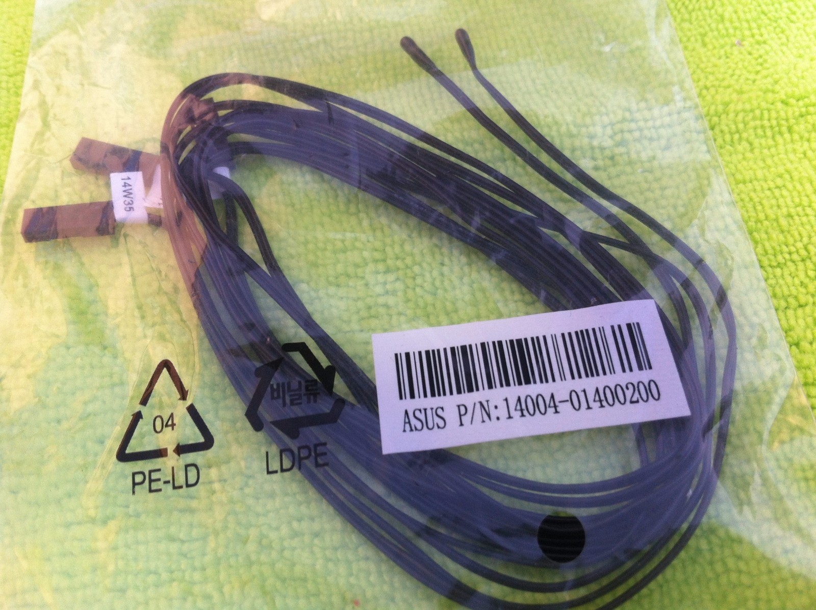 3 pcs  Asus Thermal Sensor Cable 14004-01400200 ,BRAND NEW SEALED ORIGINAL ONE 