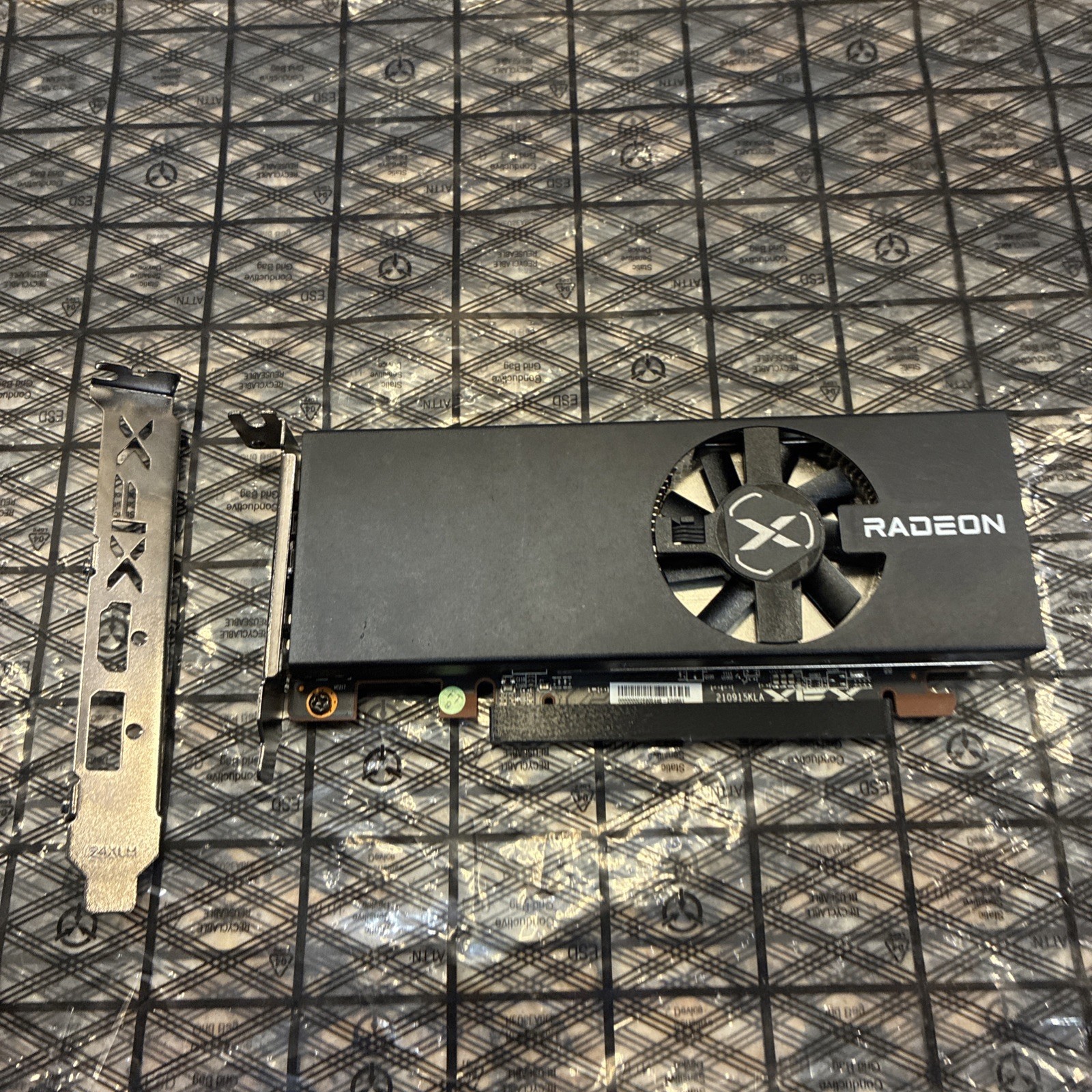 XFX Radeon RX 6400 4GB GDDR6 PCI Express 4.0 Low Profile Video Card RX-64XL4S V1