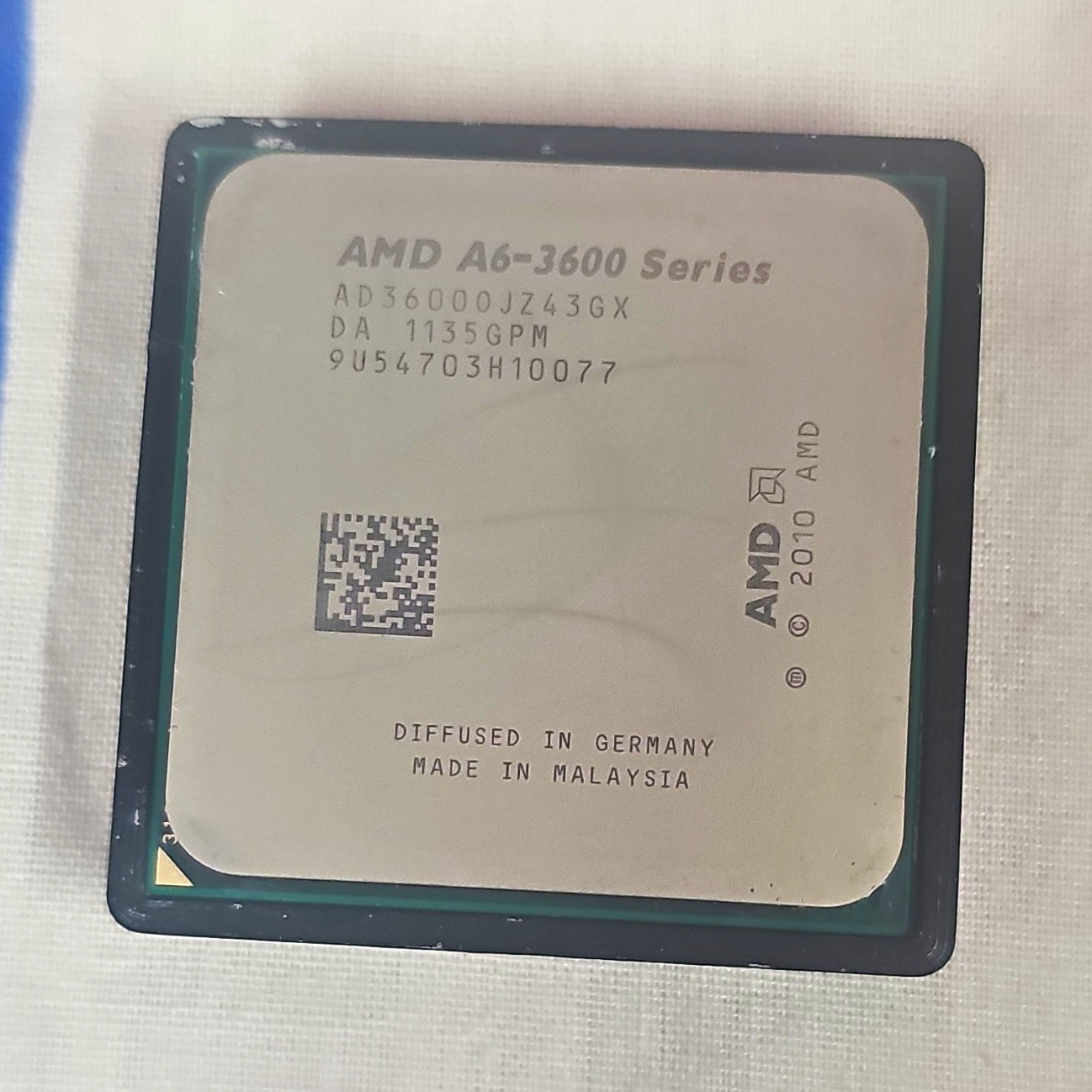 AMD A6-3600 A6 4-Core 2.1GHz Socket FM1 CPU 4MB L2 AD3600OJZ43GX