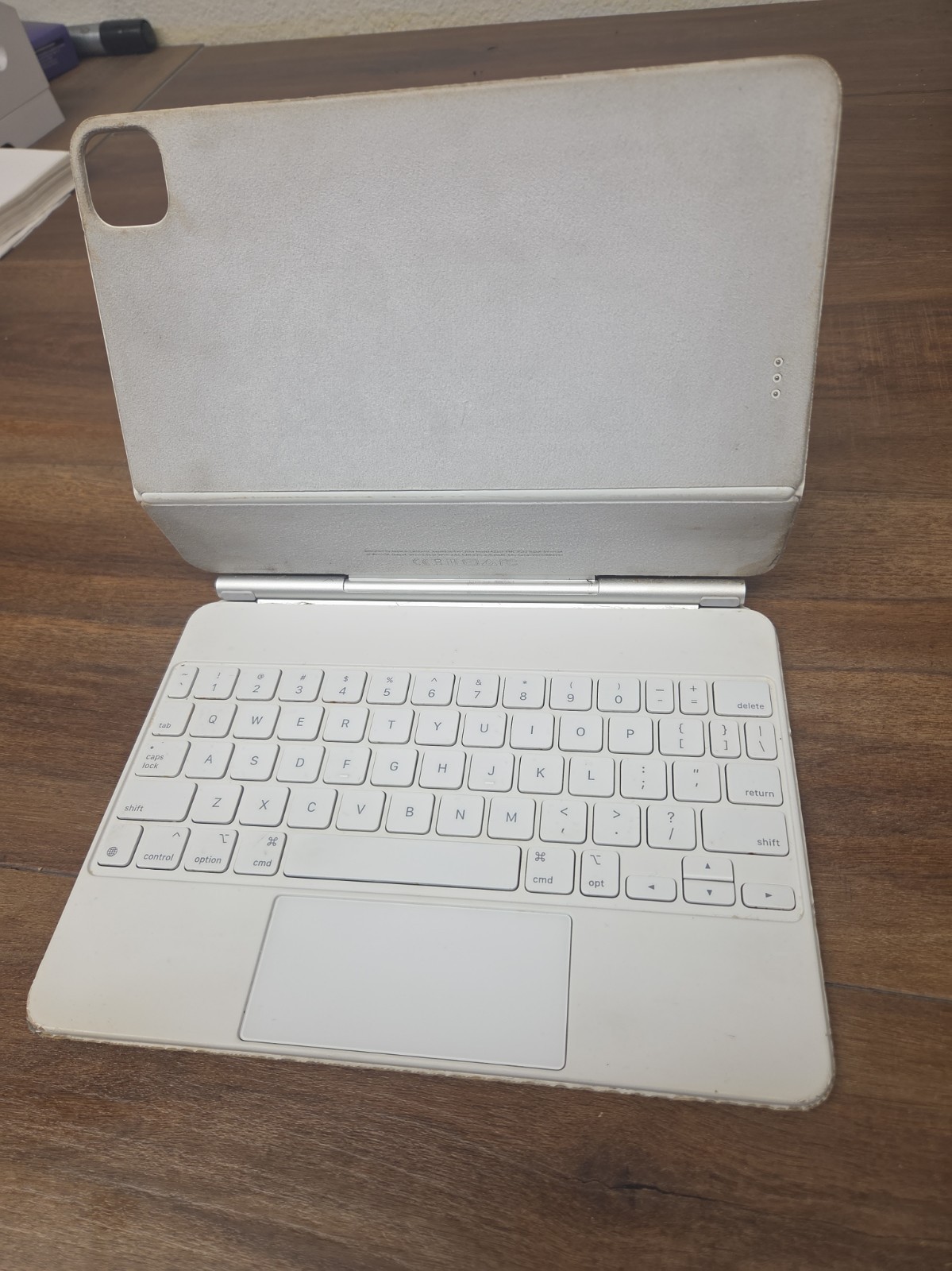 Genuine Apple Magic A2261 (White) Folio Keyboard Case For iPad Pro 11"