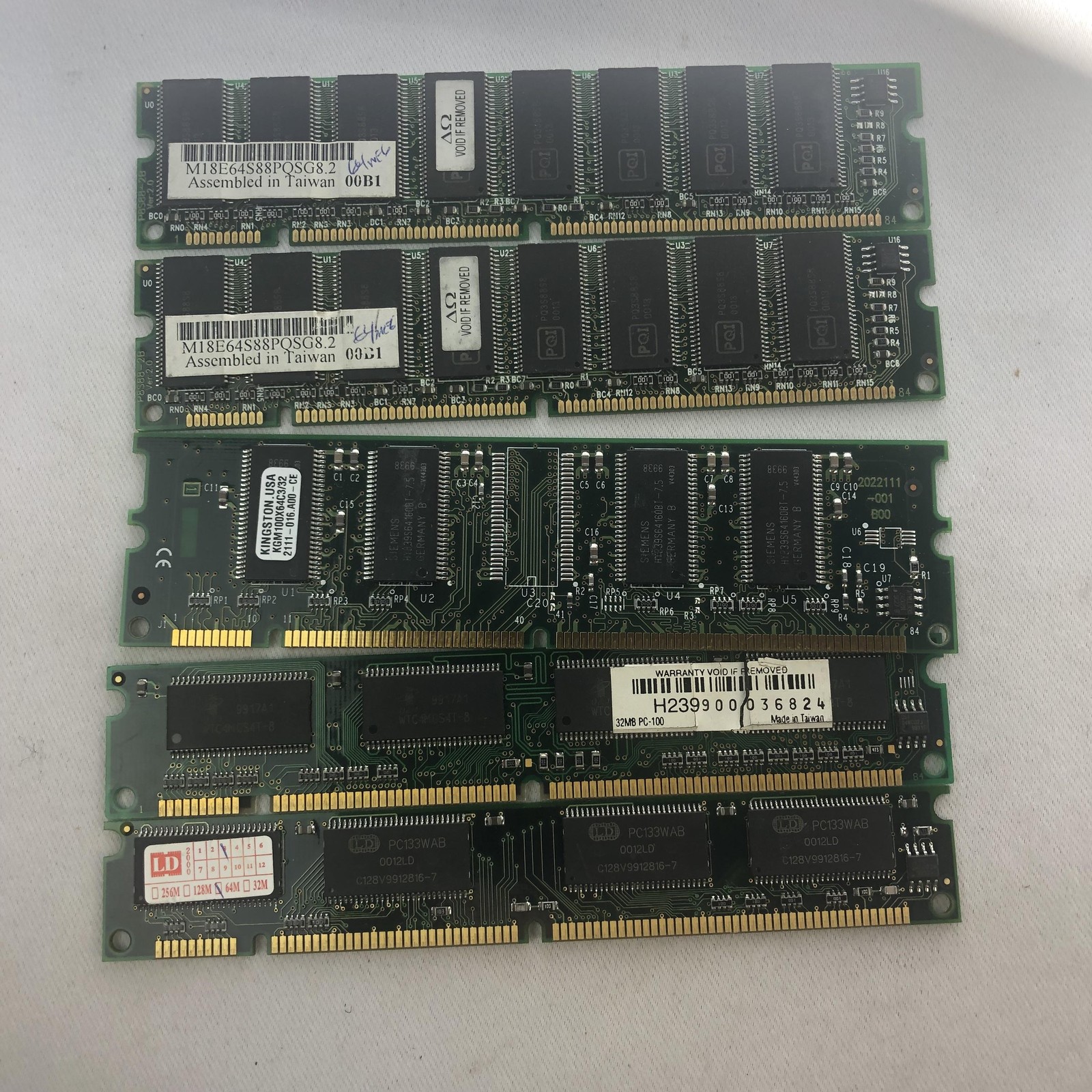 Mixed Brands SDR SDRAM DIMM Desktop Memory RAM Lot Of 4 Modules UNTESTED
