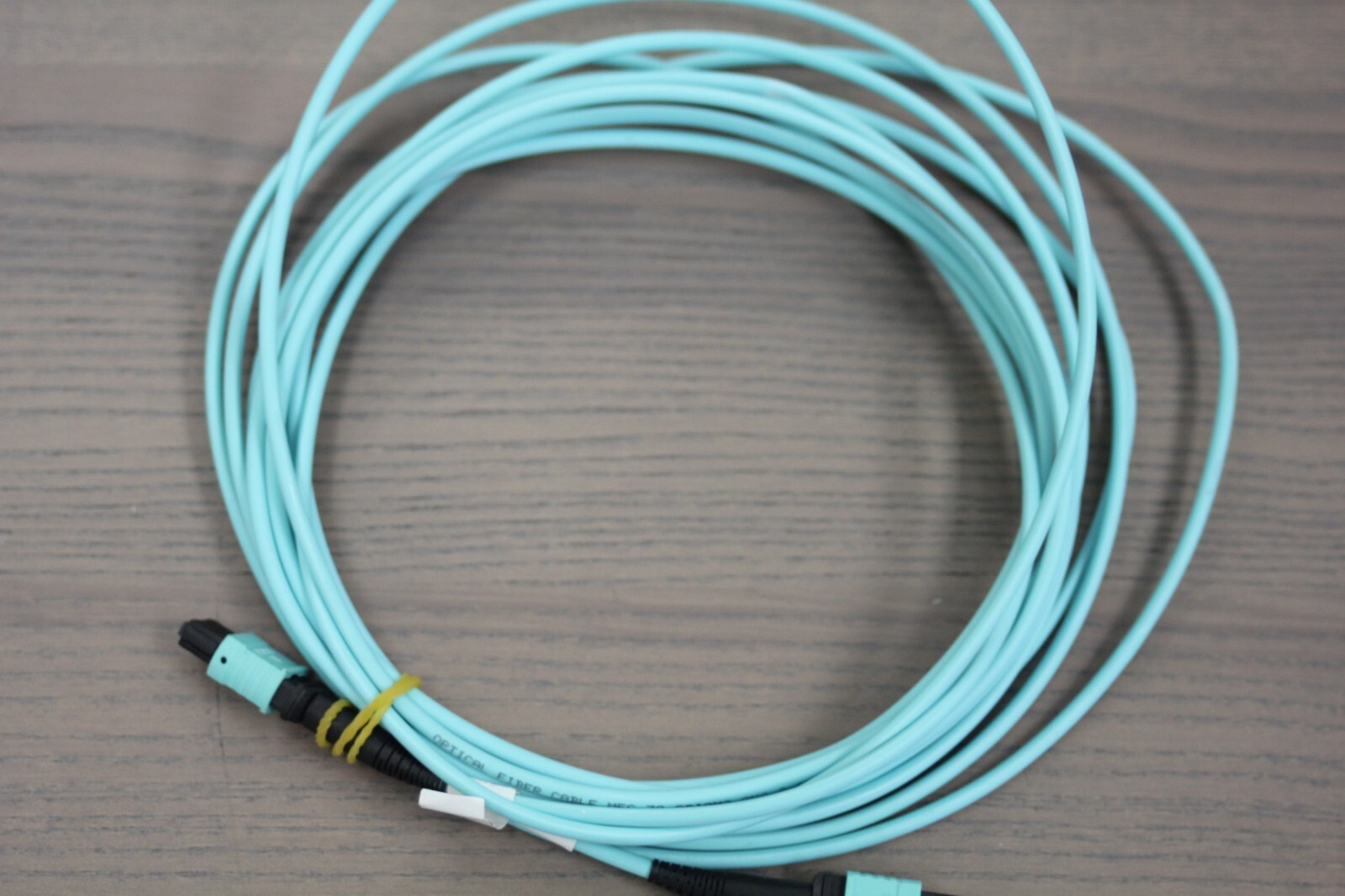 3M OM3 Fiber Optic Fan-Out Patch Cord RLT MTE(F)F/3x12 MTE(F)F 12-Core