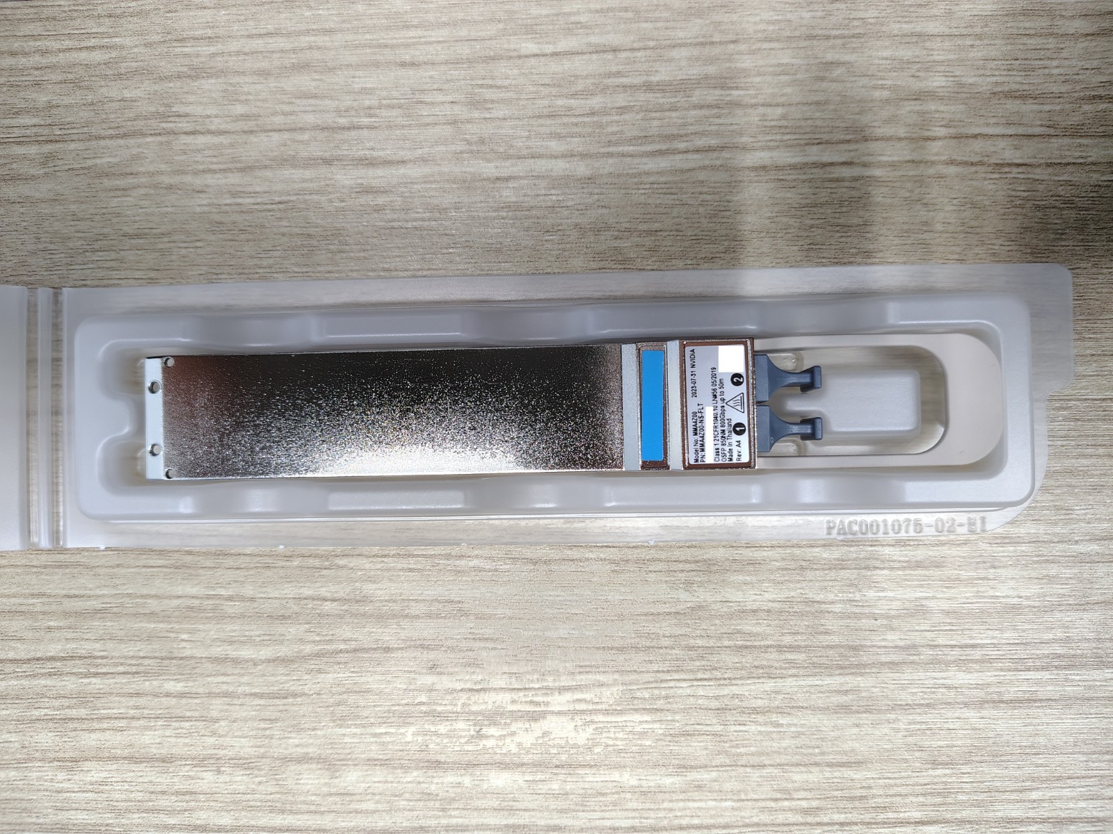 NVIDIA MMA4Z00-NS-FLT 800Gbps Twin-port OSFP