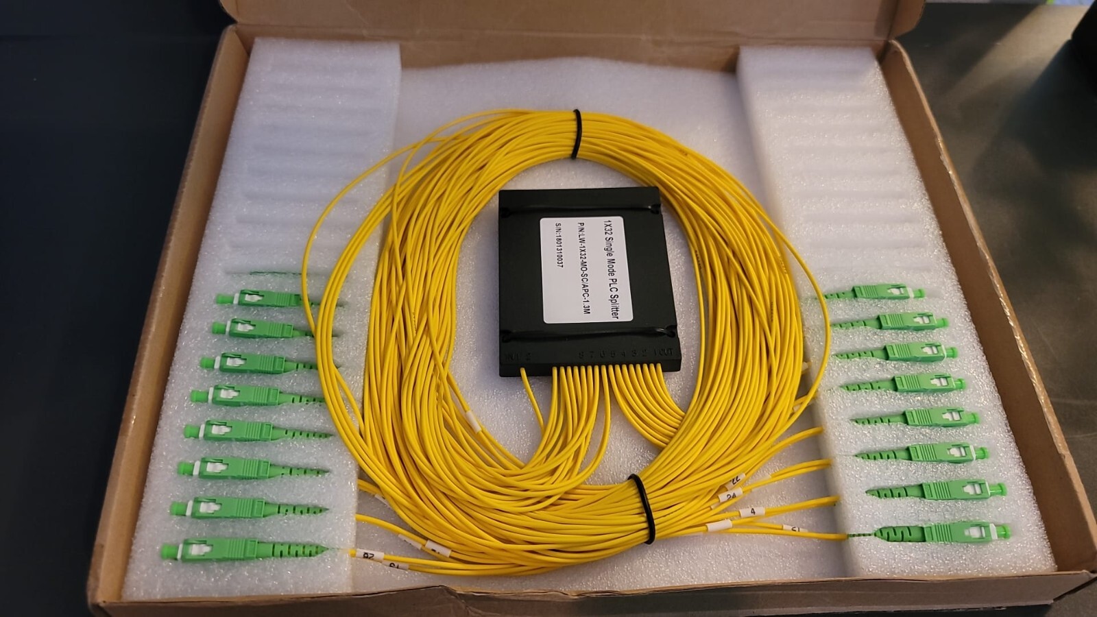 1x32 Single mode PLC Splitter P/N : LW - 1X 32 .MO -SC/ APC -1.3M