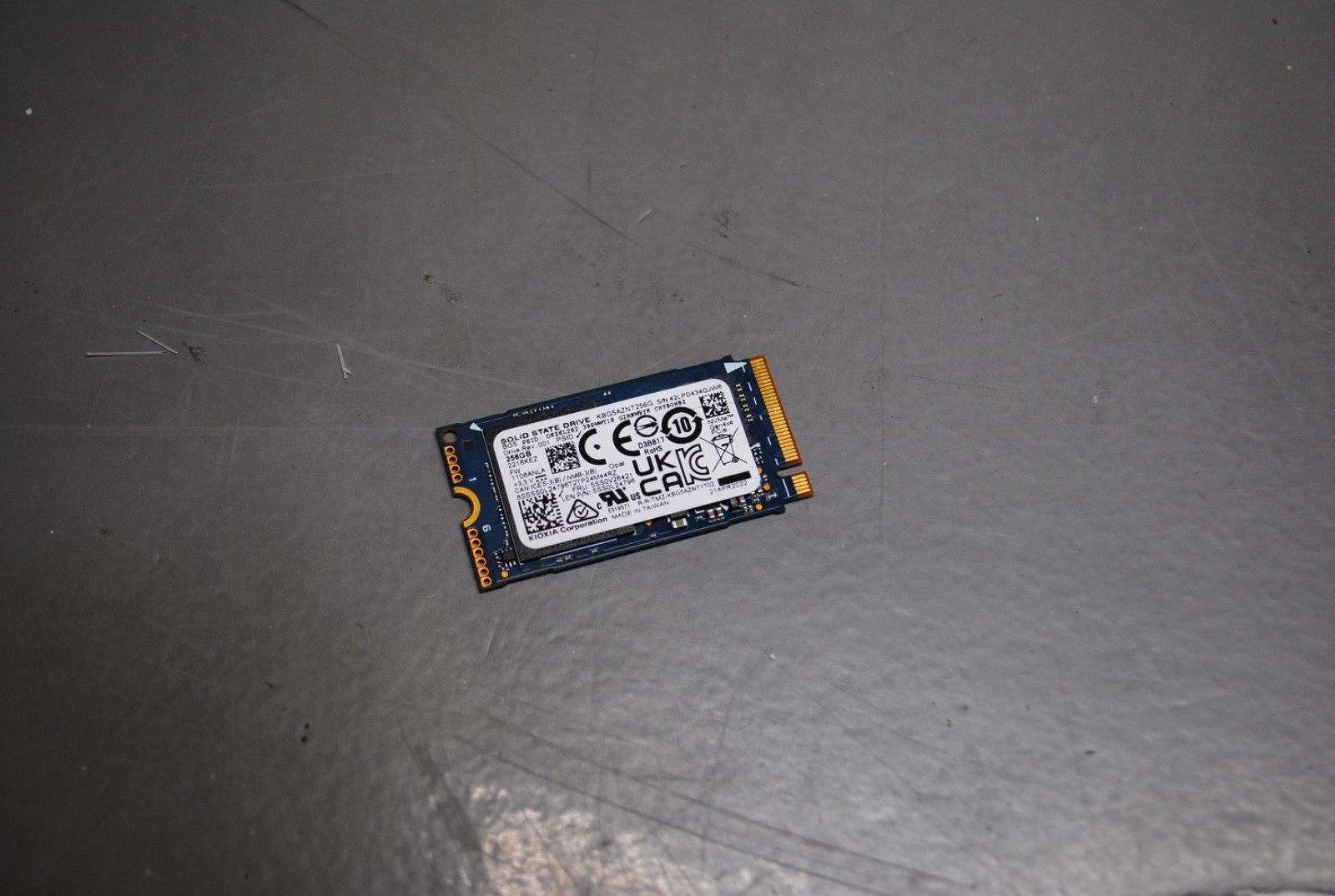 KIOXIA BG5 256GB M.2 2230 NVMe PCIe SSD KBG5AZNT256G Dell D434Q 