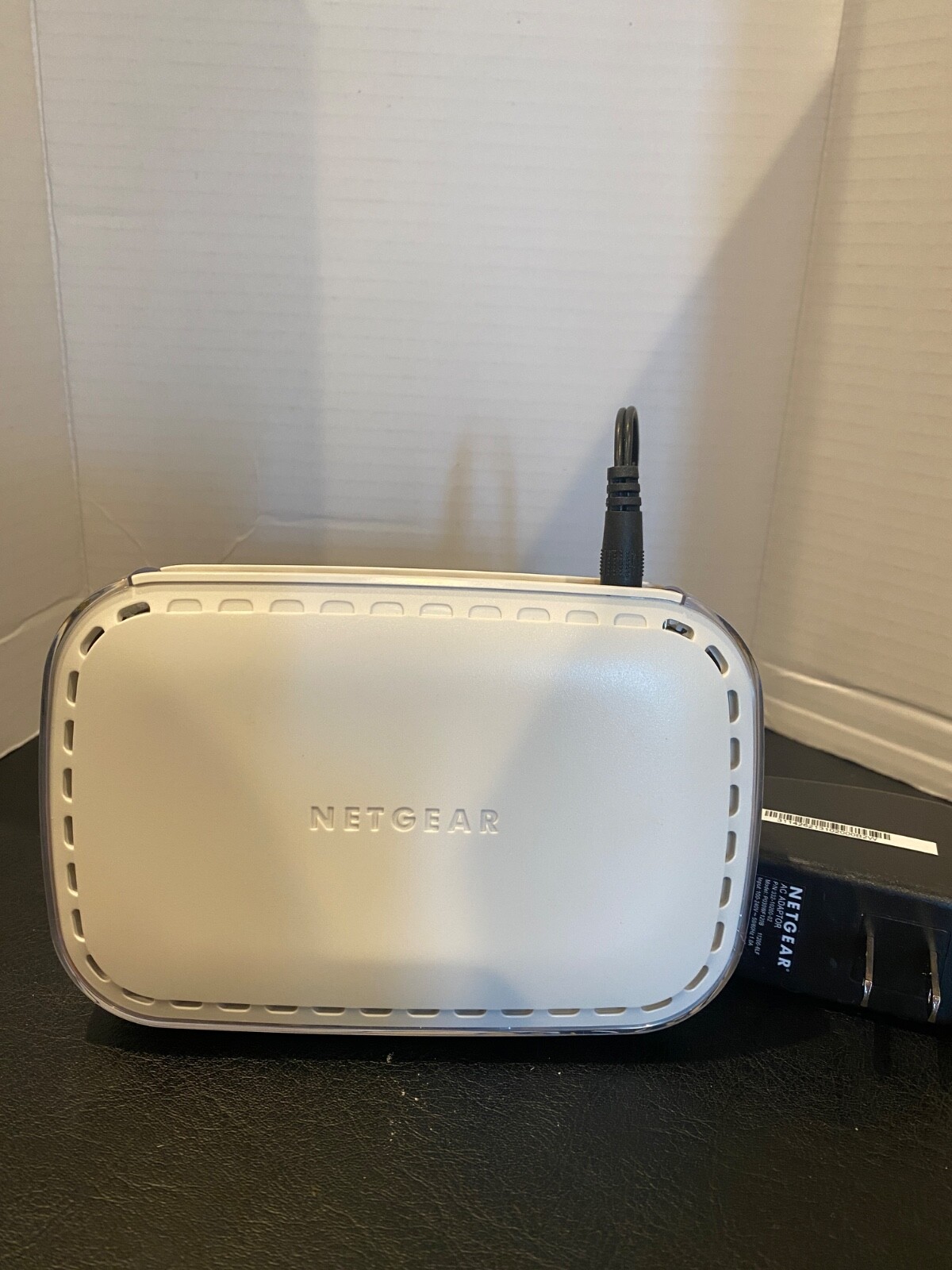 NETGEAR GS605 v4 5-Port Switch 10/100/1000 Mbps w/Power Adapter