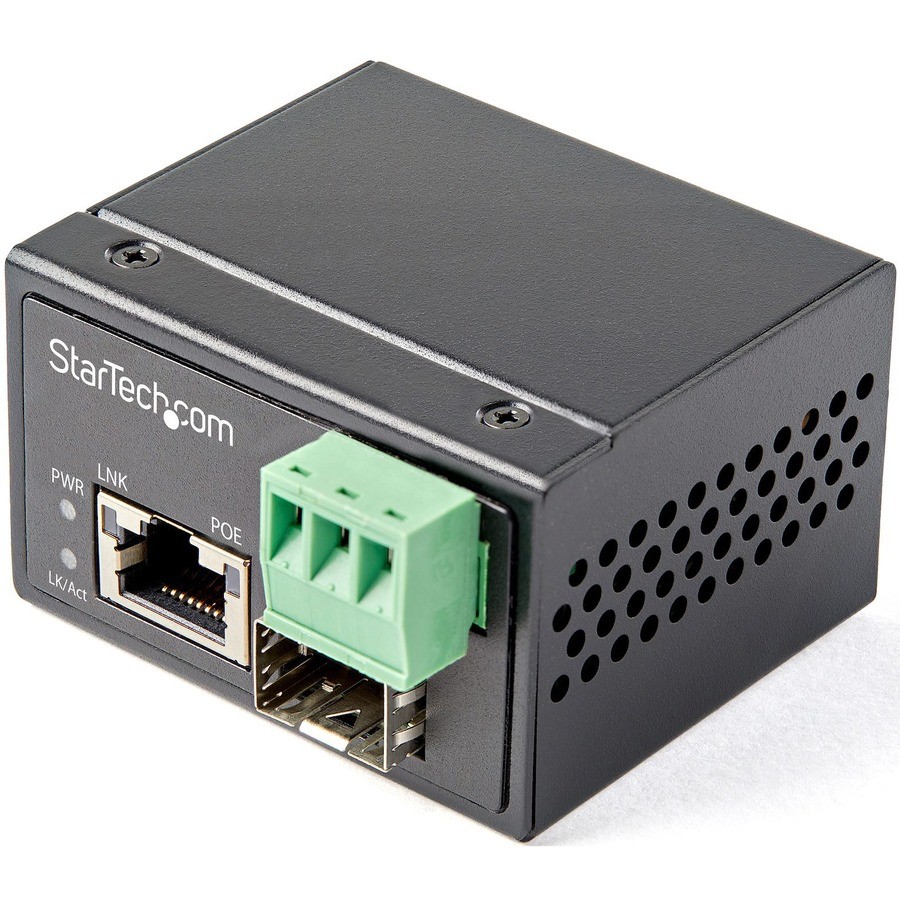 StarTech PoE+ Industrial Fiber to Ethernet Media Converter IMC1GSFP30W