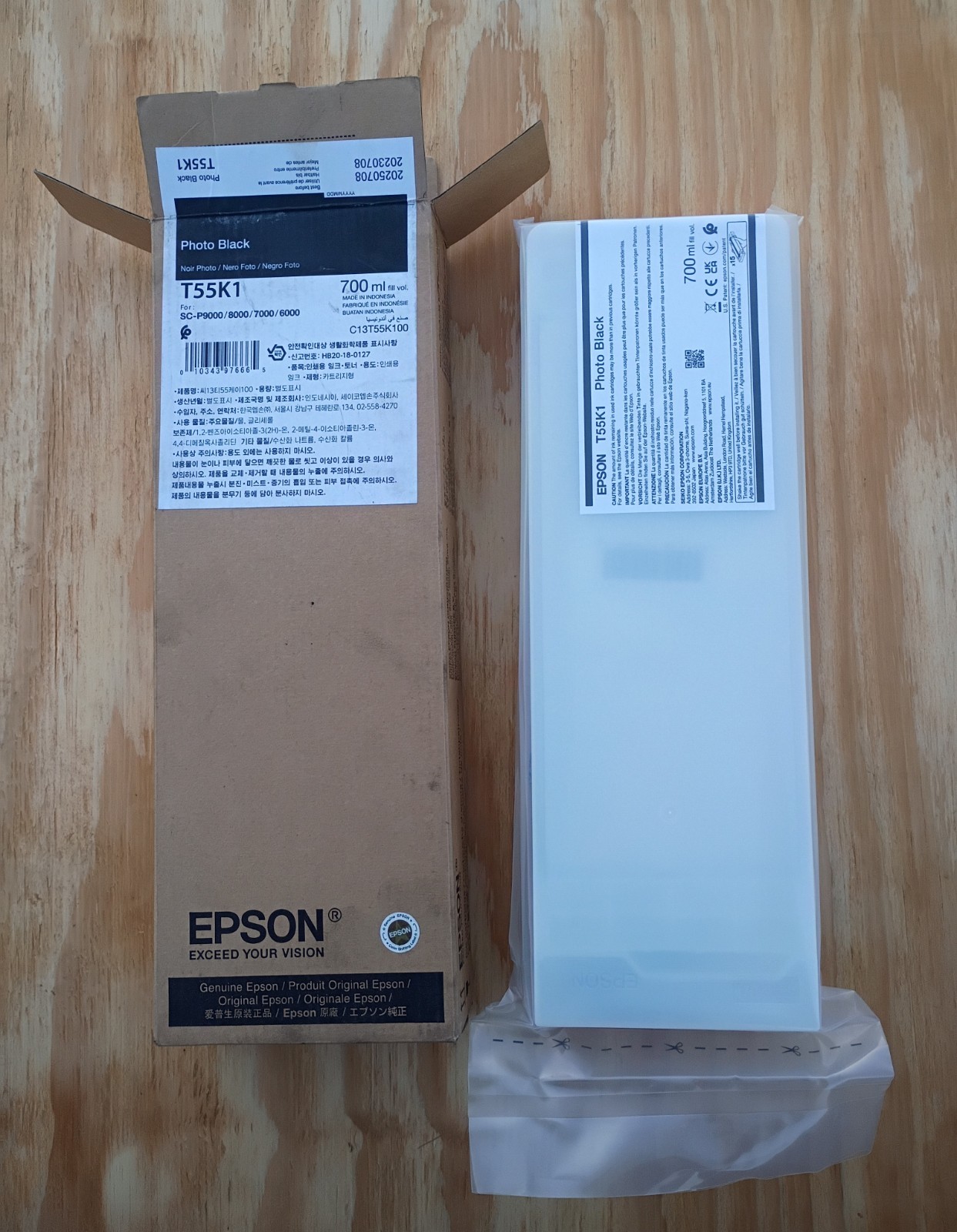Epson T55K100 UltraChrome HD Photo Black Ink Cartridge (700ml) (Expired)