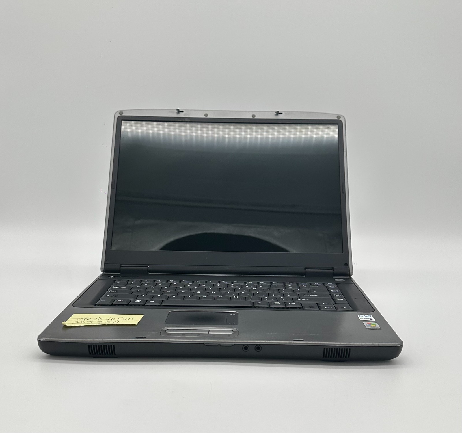 Gateway MA7 Laptop - Intel Celeron M