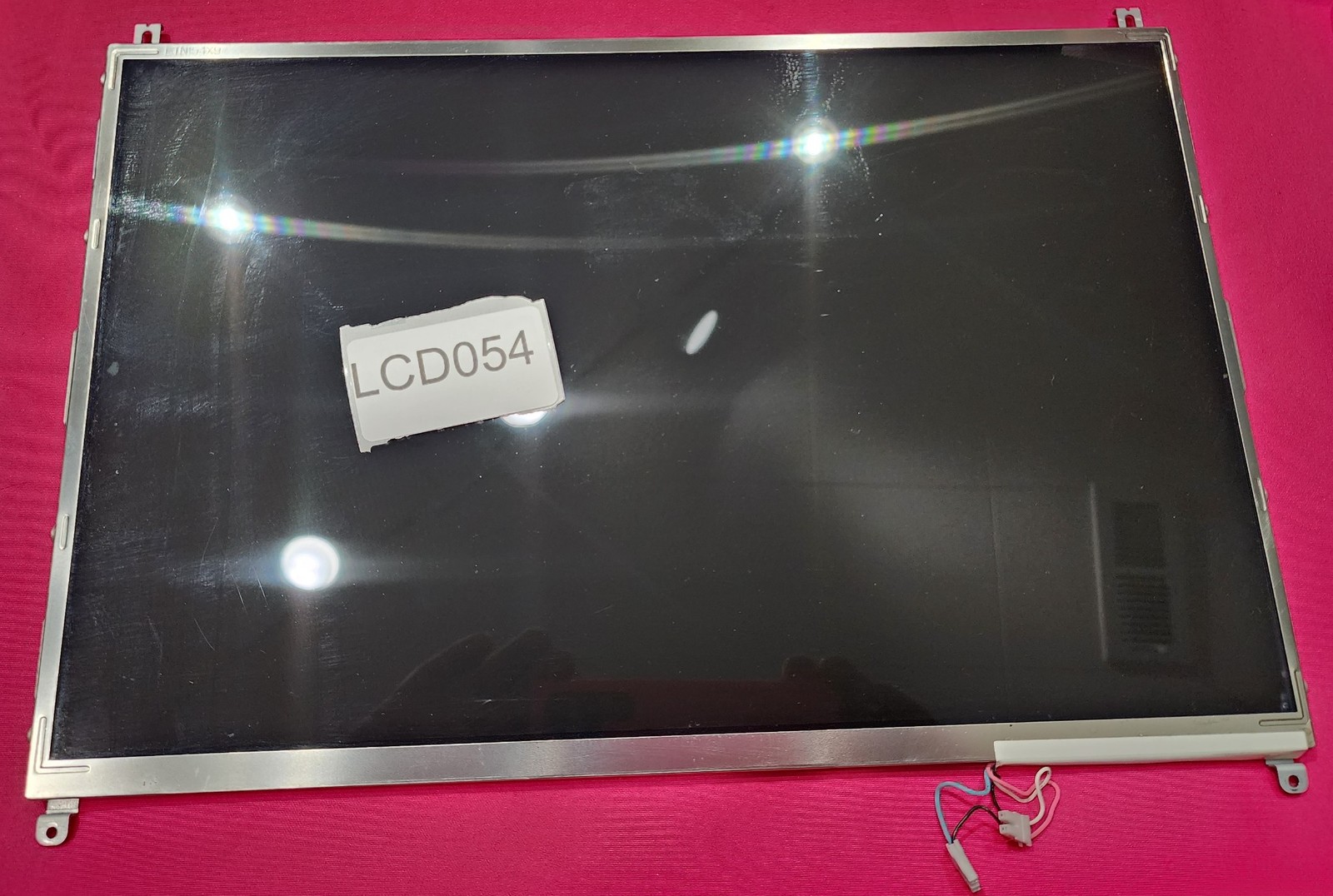 LCD054 - Samsung 15.4" 1280x800 WXGA 30pin Glossy LCD Screen LTN154X9-L01 WORKS