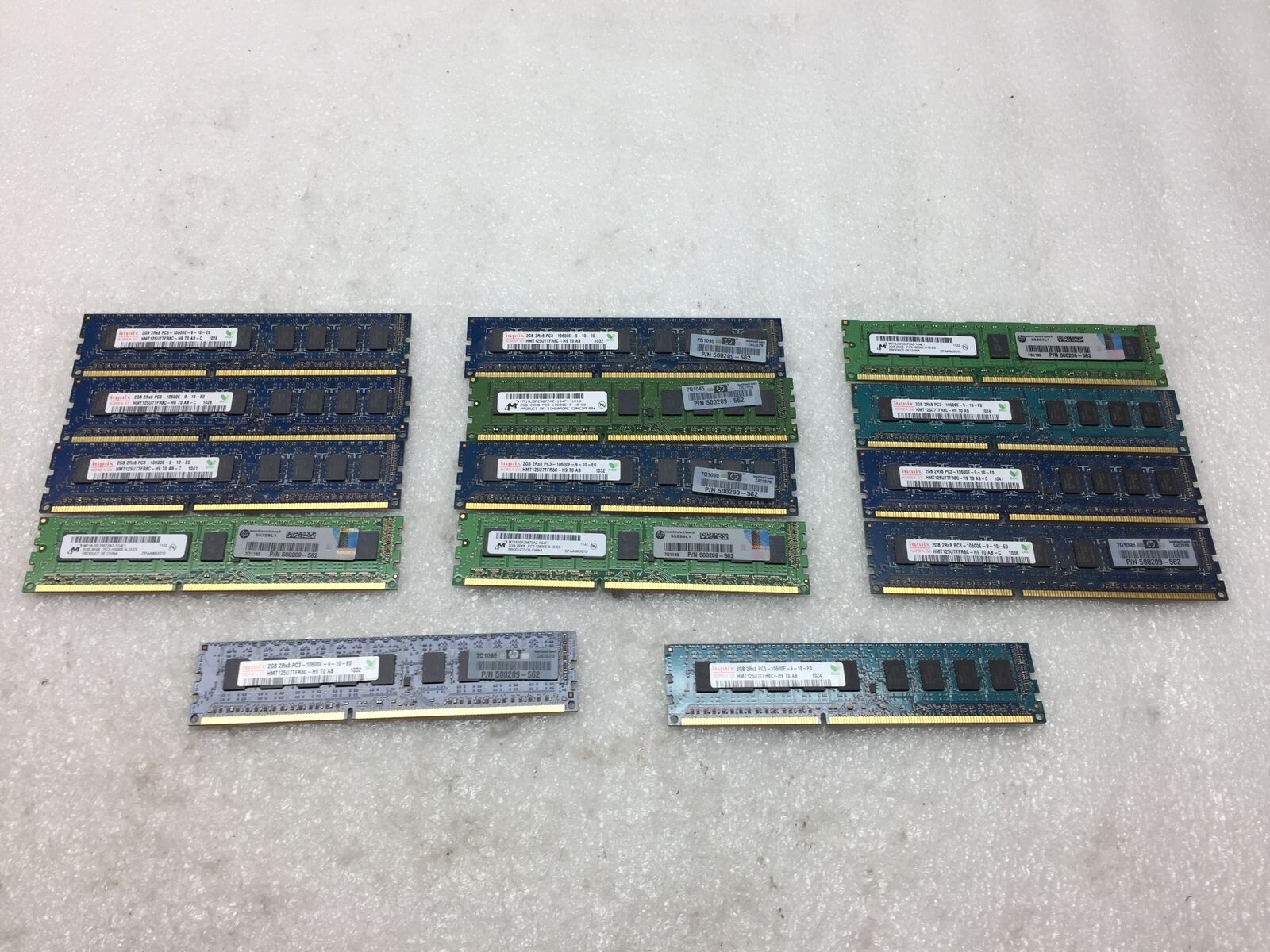 Lot of 14 2GB Mixed Brand 2RX8 PC3-10600E-9-10-E0 ECC Server Memory/RAM Sticks