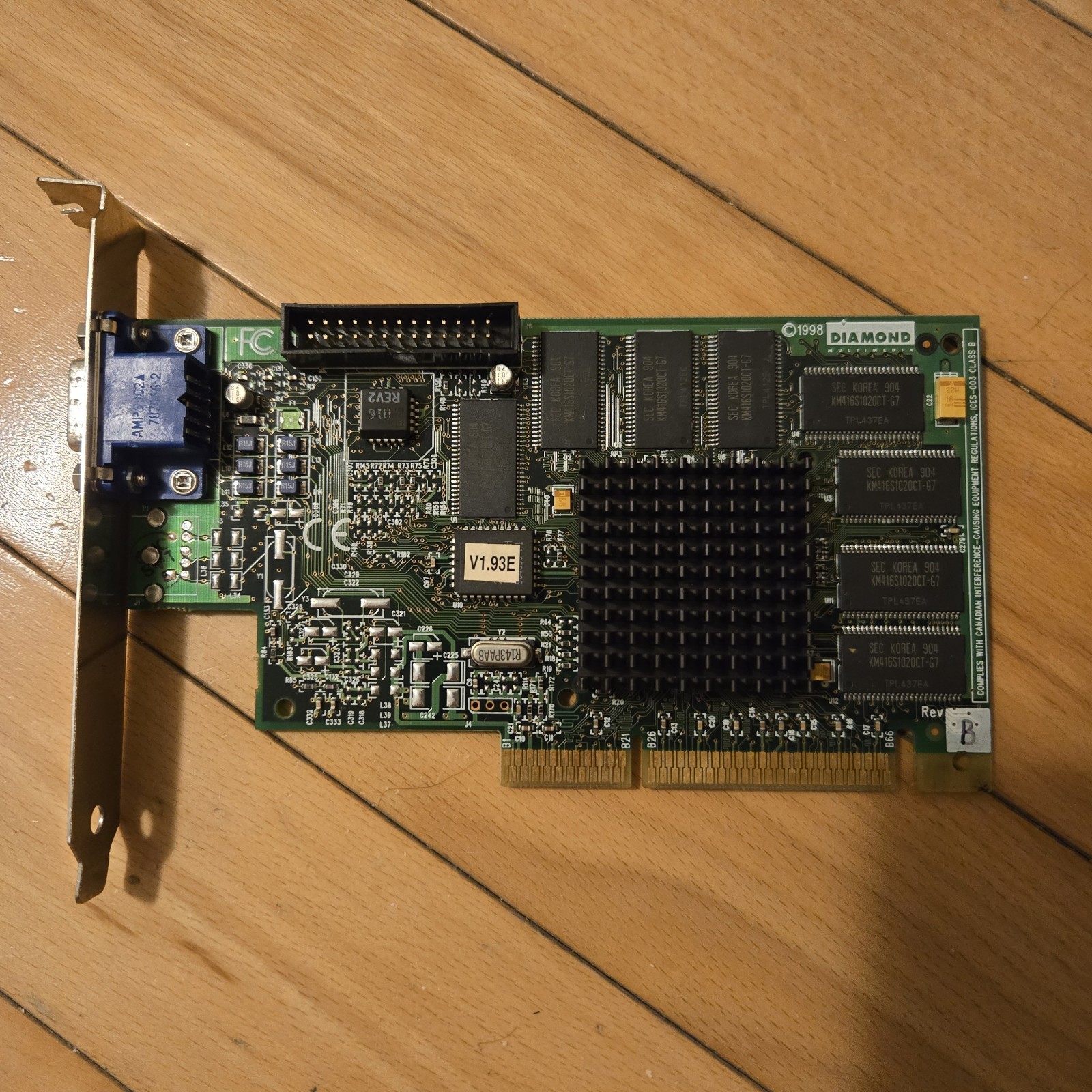Diamond Viper V550 AGP 8MB SDRAM VGA Graphics Card NVIDIA RIVA TNT 23230090-101