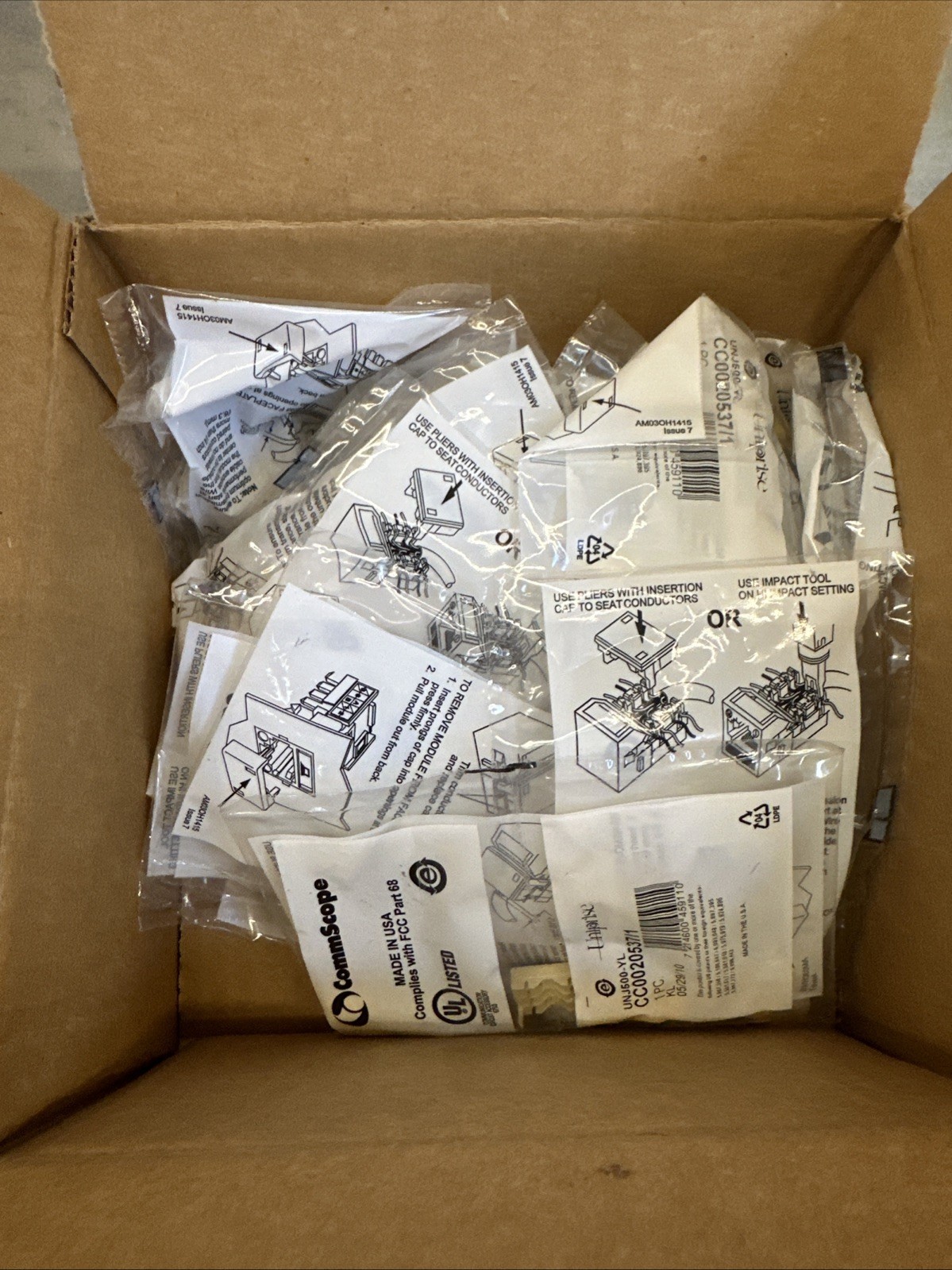 Lot 25 NEW Commscope Uniprise UNJ500 Yellow Jack Outlet Module Cat5e CC0020594/1