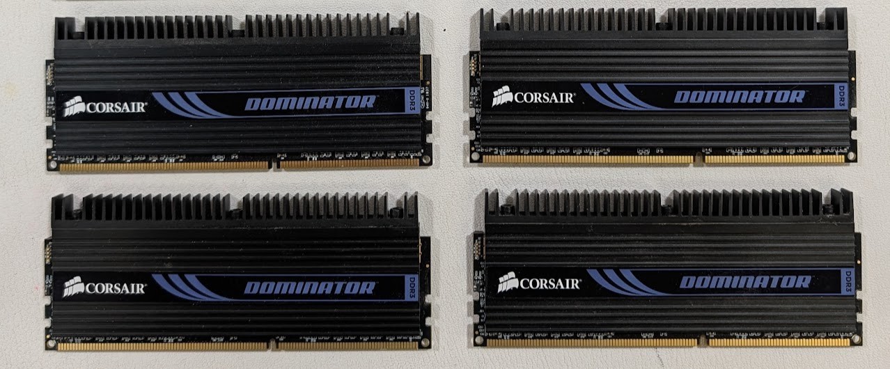 Corsair Dominator 16GB (4x4GB) DDR3 1600MHz CMP8GX3M2A1600C9 RAM Kit