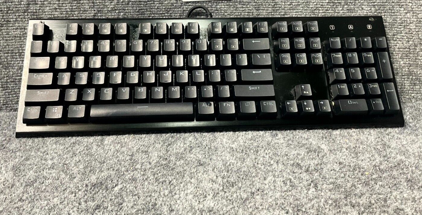 Skorpion K2 RGB Mechanical Gaming Keyboard Wired Backlit Used