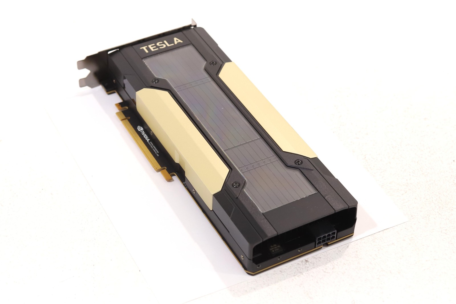 NVIDIA Tesla V100 16GB HBM2 PCIe x16 GPU Accelerator Card P/N:699-2G500-0200-300