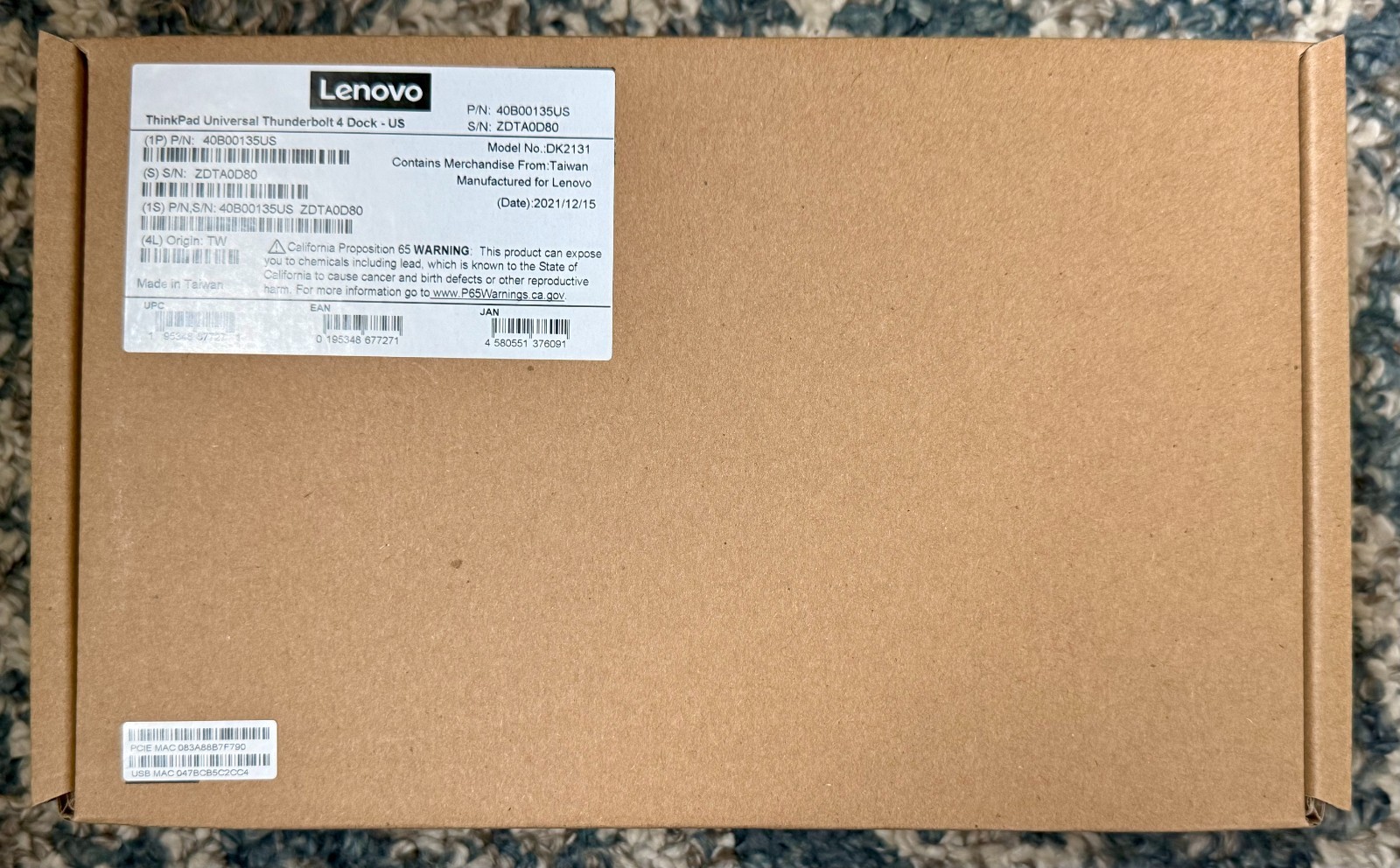 NEW SEALED - LENOVO 40B00135US ThinkPad Thunderbolt 4 Docking Station