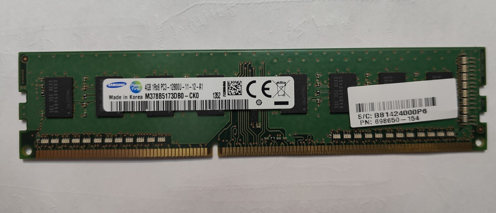 Samsung 4 GB DDR3-1600 desktop memory module - FAST SHIPPING RAM OEM Samsung
