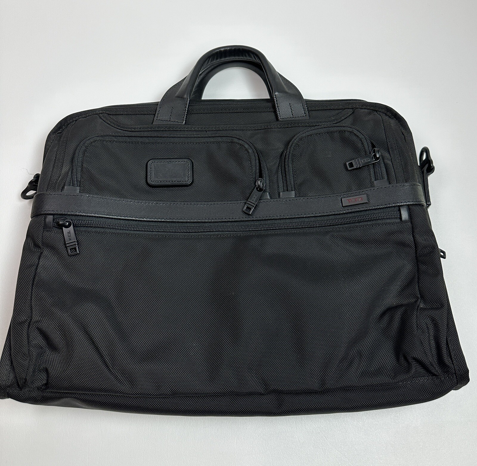 #270 TUMI Alpha 2 Compact Large Screen Laptop 26114  retail $355 plus tax