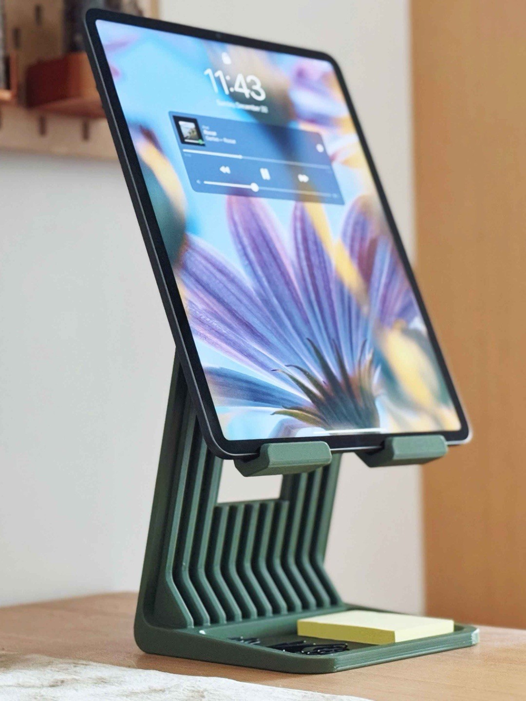3D Printed Tablet Stand for iPad Air Pro Samsung Galaxy Tab - Universal Holder