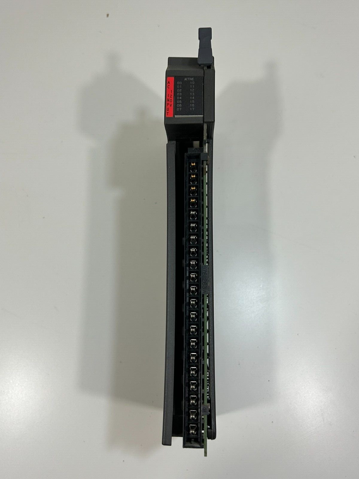 ALLEN BRADLEY 1771-IAD/D 120V AC/DC INPUT MODULE