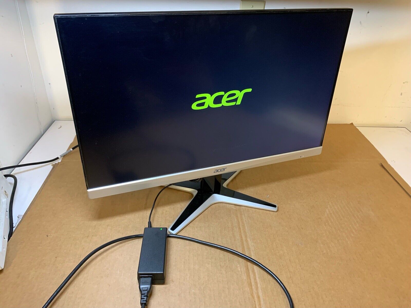 Acer G247HYU smidp 23.8\