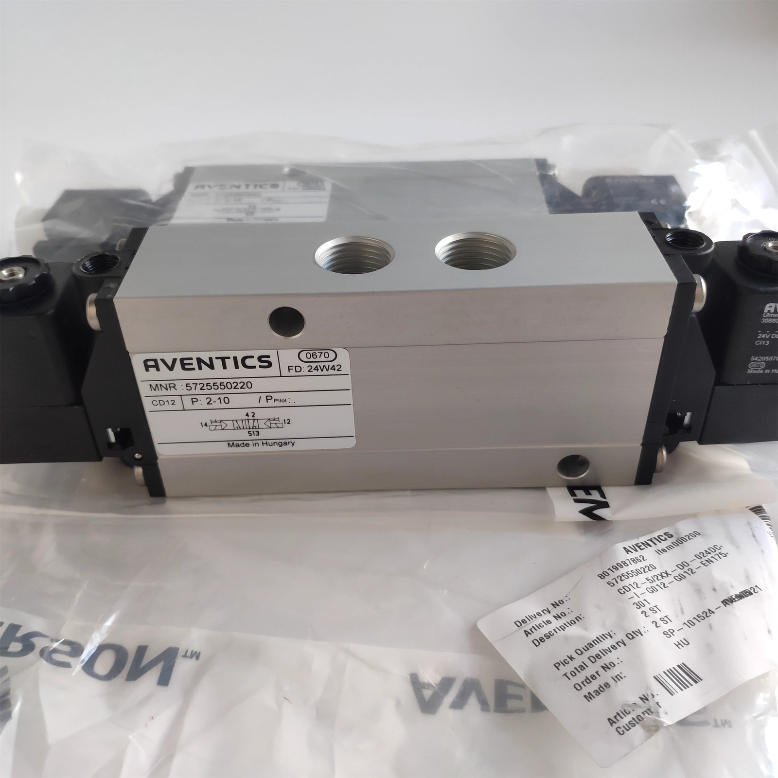 1pcs AVENTICS 5725550220 Pneumatic Reversing Valve 2-position 5-way