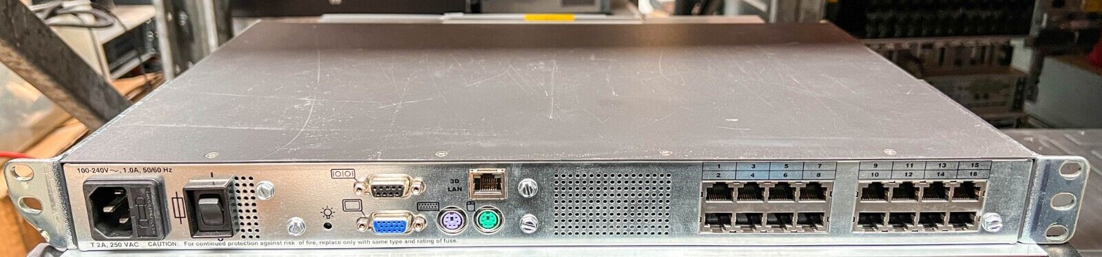 HP Eo1010 KVM IP Console Server Switch 520-274-006