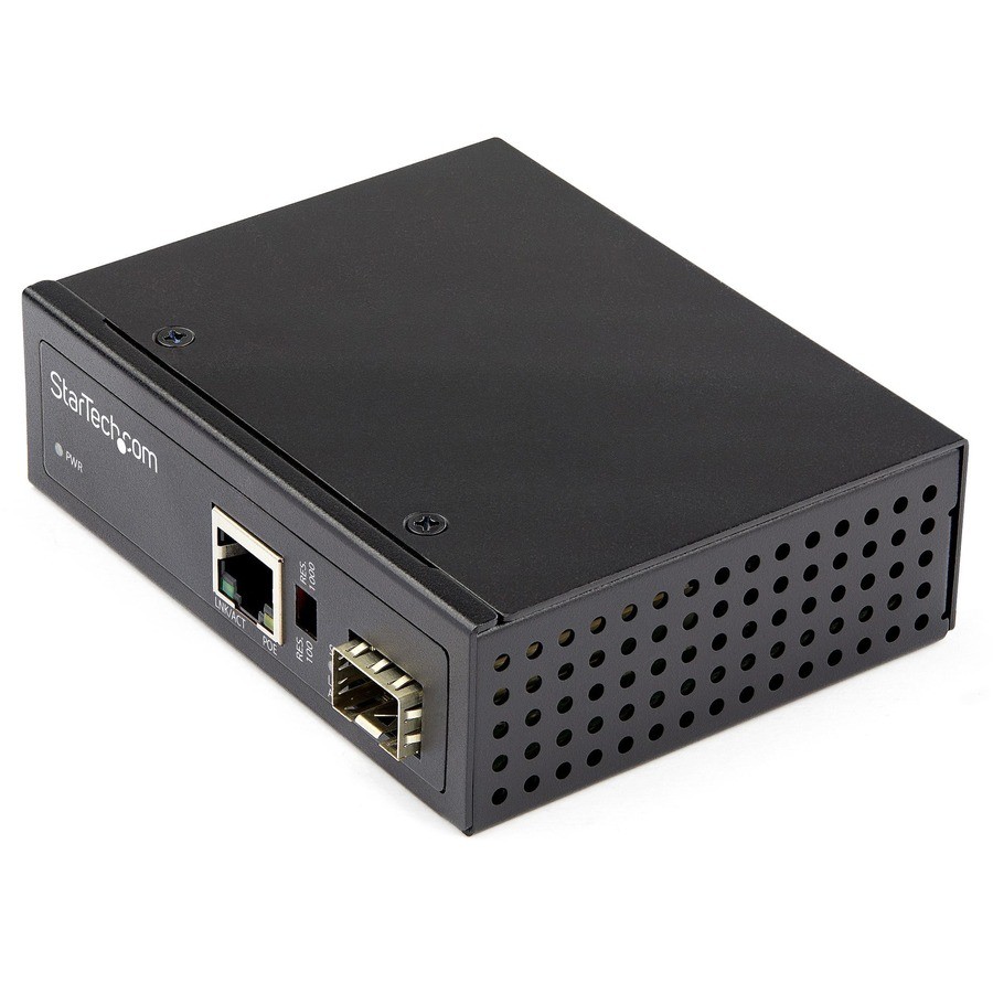 StarTech PoE+ Industrial Fiber to Ethernet Media Converter IMC1GSFP60W