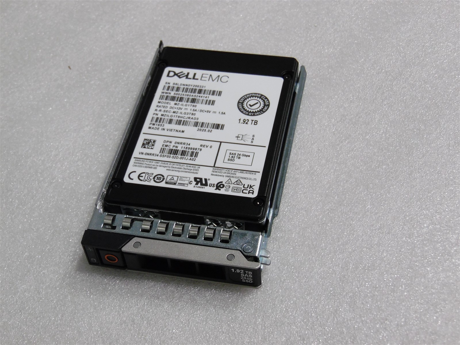 DELL SSD SAS 1.92TB 24 Gbps SERVER POWEREDGE NRR34 MZ-ILG1T90 READ INTENSIVE