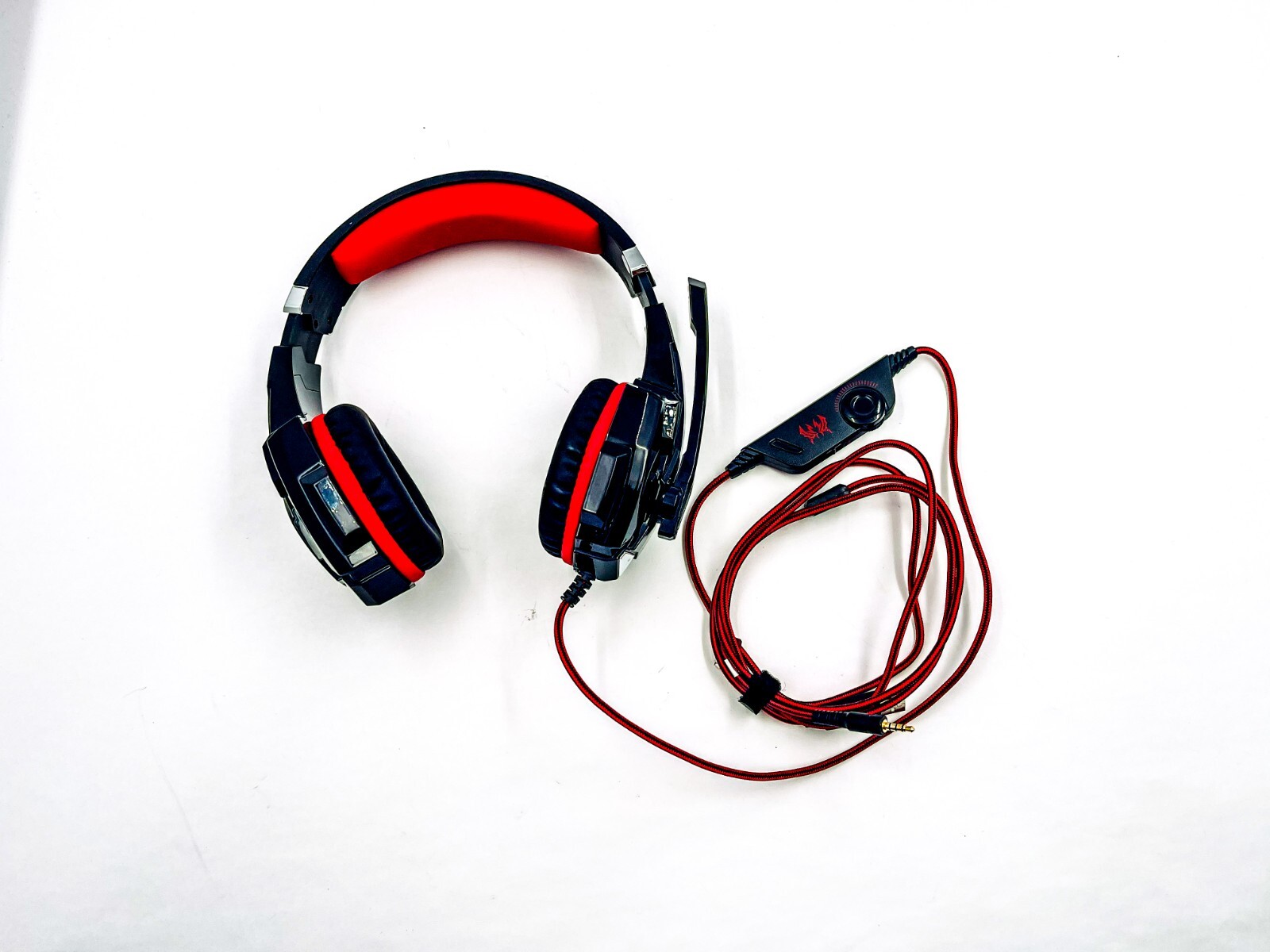 KOTION EACH Pro Gaming Headset – Gently Used, Red, LED Lights