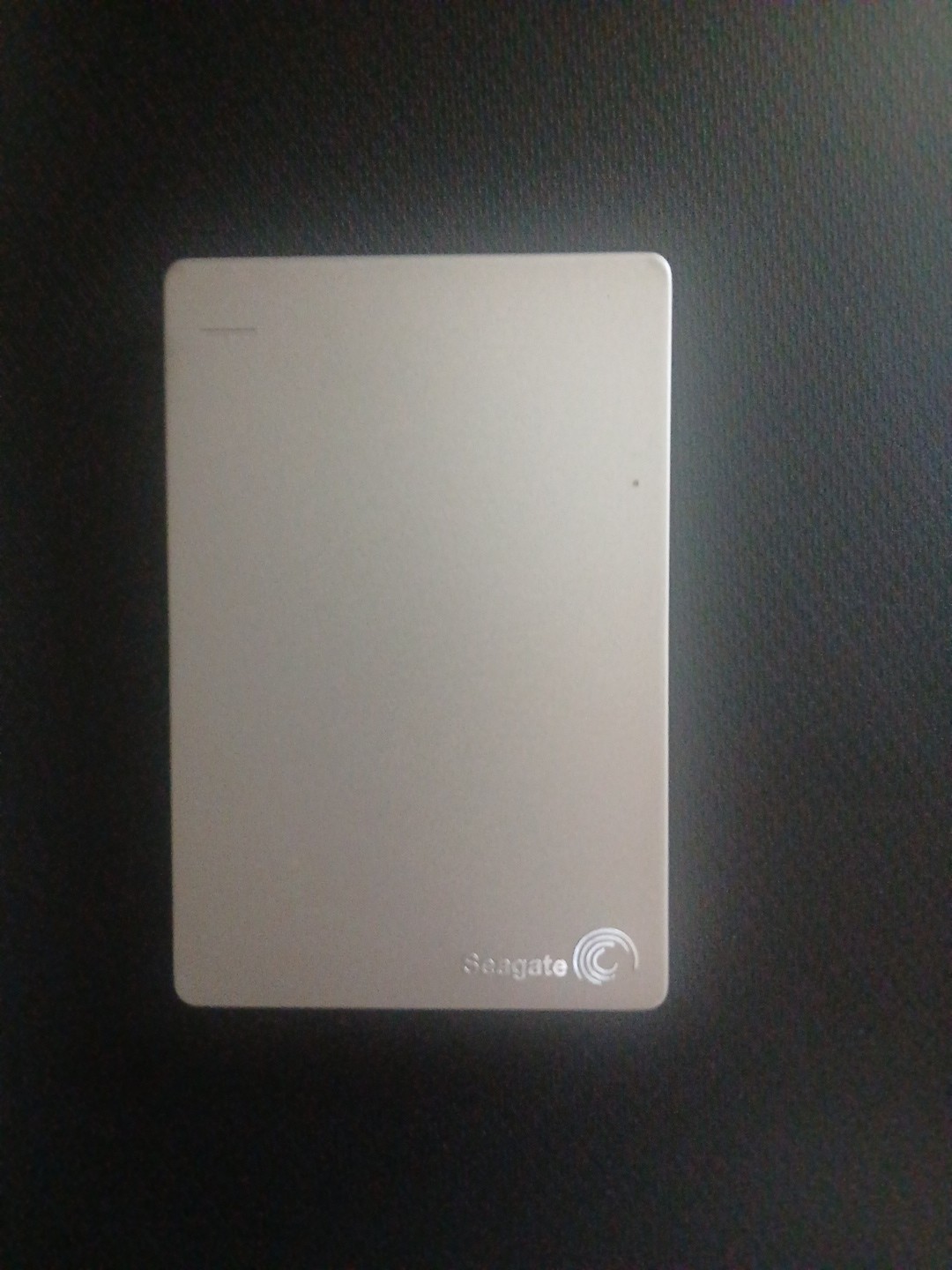 Seagate Model SRD00F1 1TB Expansion Portable Hard Drive Working