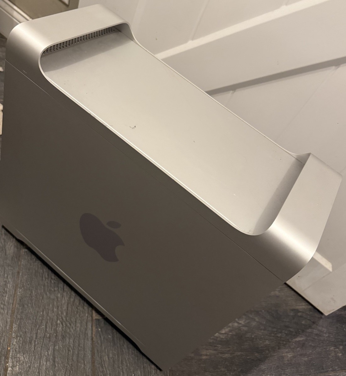 Apple Power Mac G5 (Dual 2.0GHz PowerPC G5, 1GB RAM, ATI Radeon 9600) — TESTED