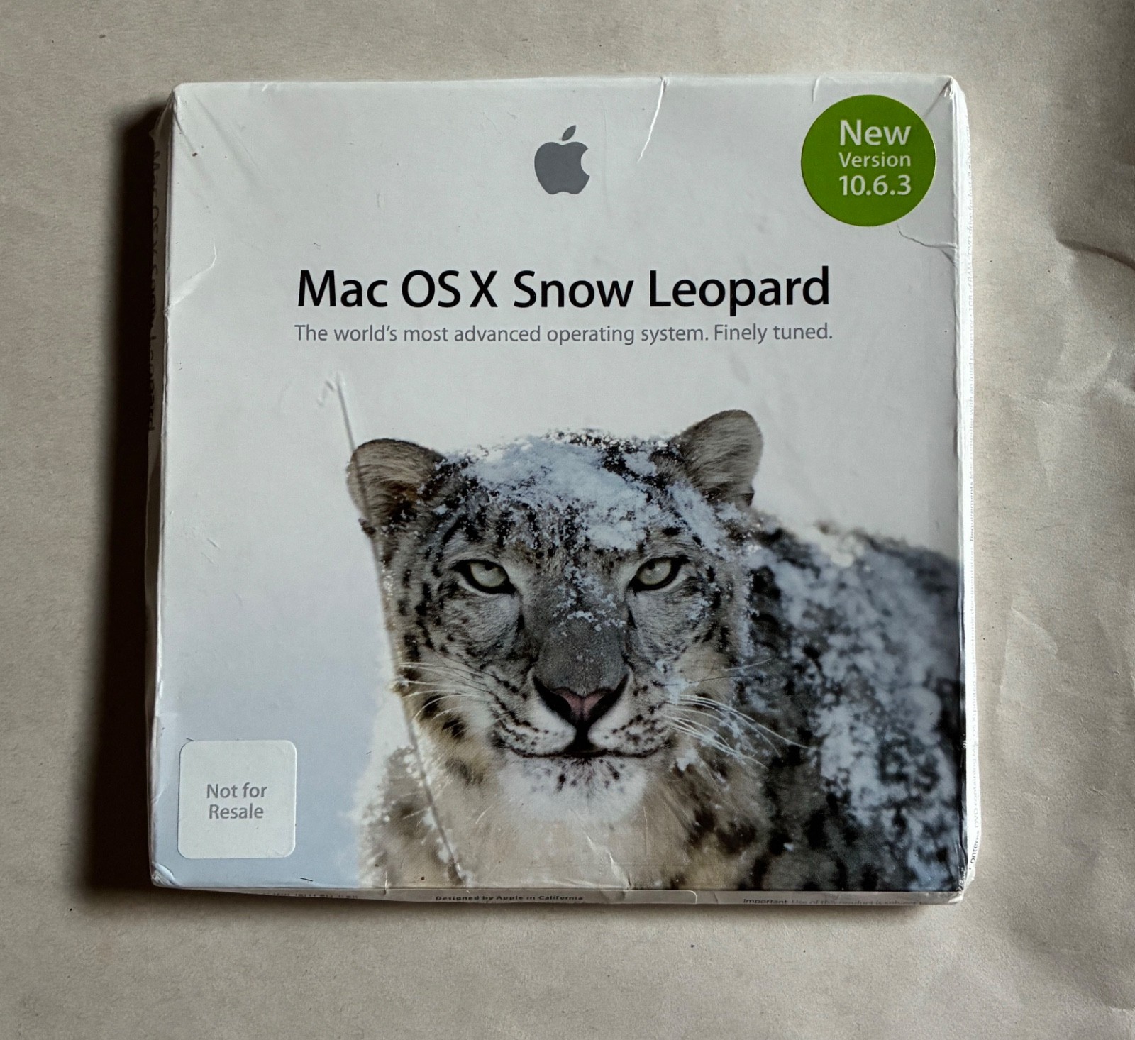 New Factory Plastic Sealed Apple Mac OS X Snow Leopard 10.6.3 Retail MC573Z/A