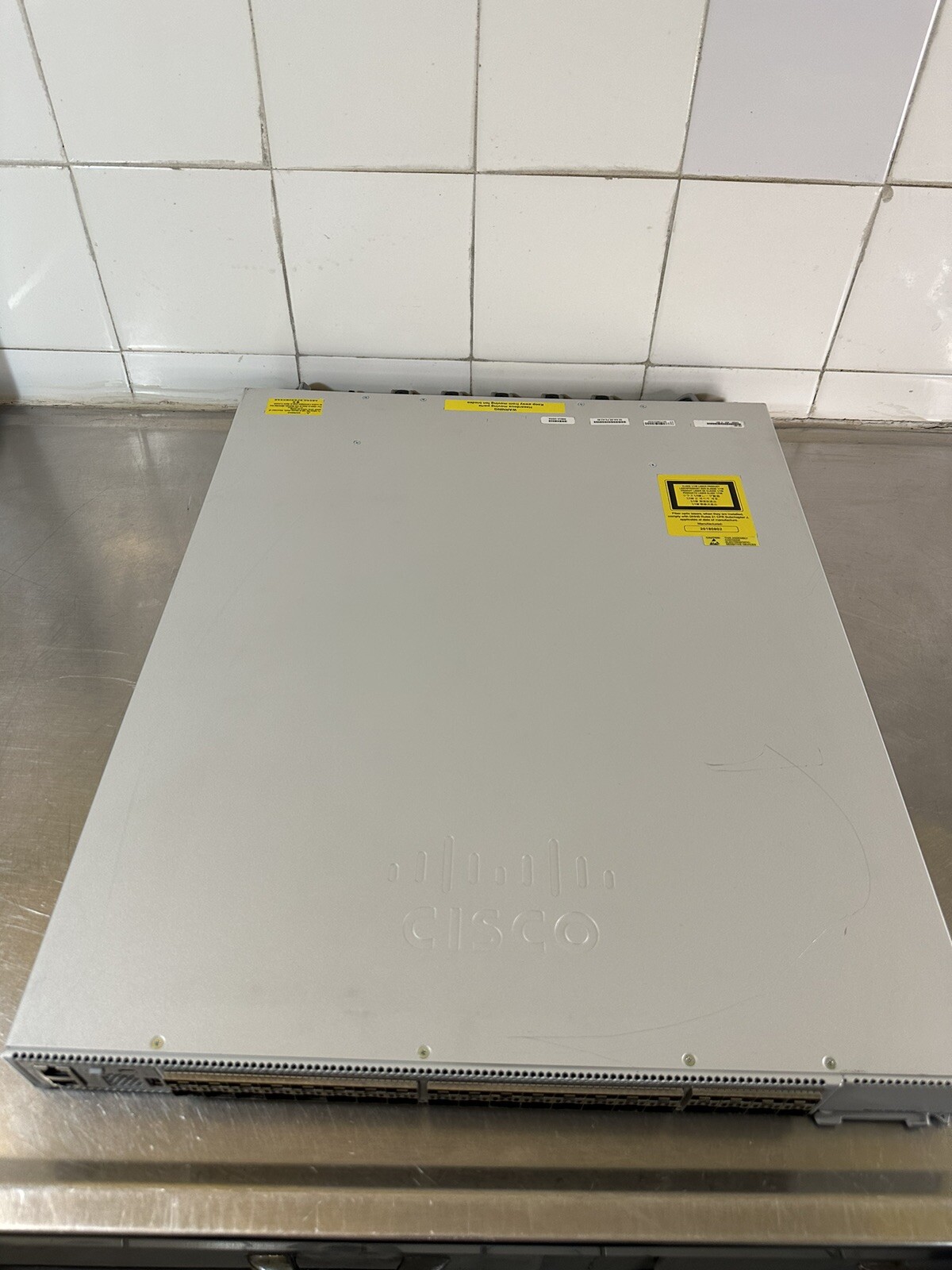 Cisco Catalyst 9500 40 port -E Network Switch (C9500-40X-E)