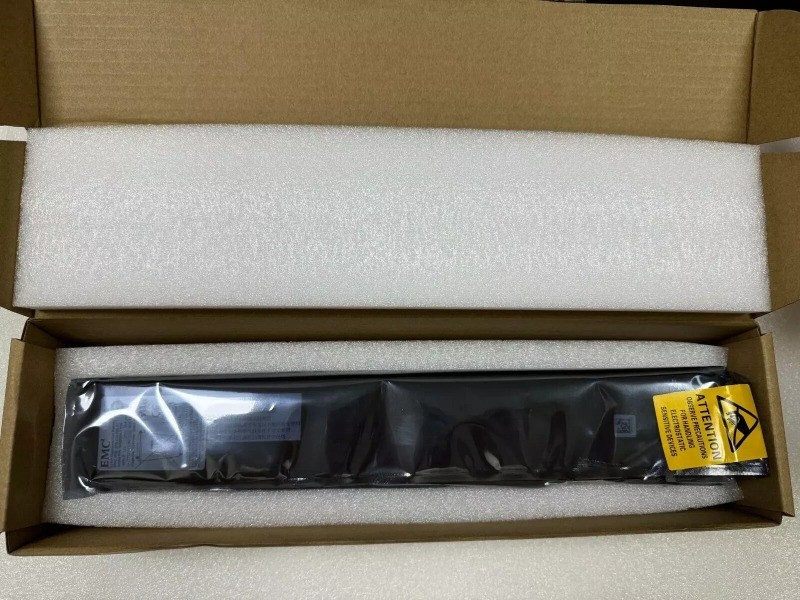 1PCS EMC VNX5200/5400 Battery 078-000-092 078-000-104 078-000-123 078-000-132