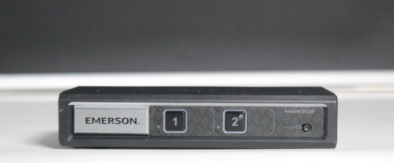 EMERSON AVOCENT SV SV220 2-Port DVI KVM Switch