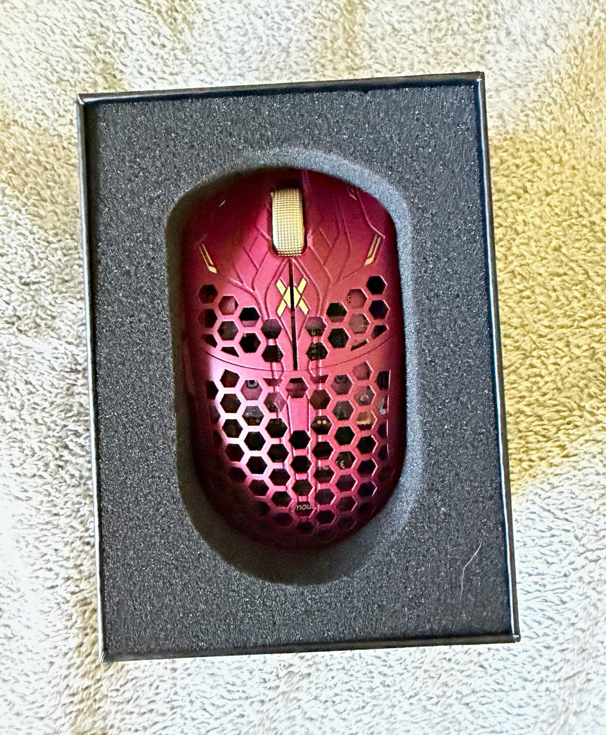 Finalmouse Prophecy ULX Competition SCream edition medium signed box