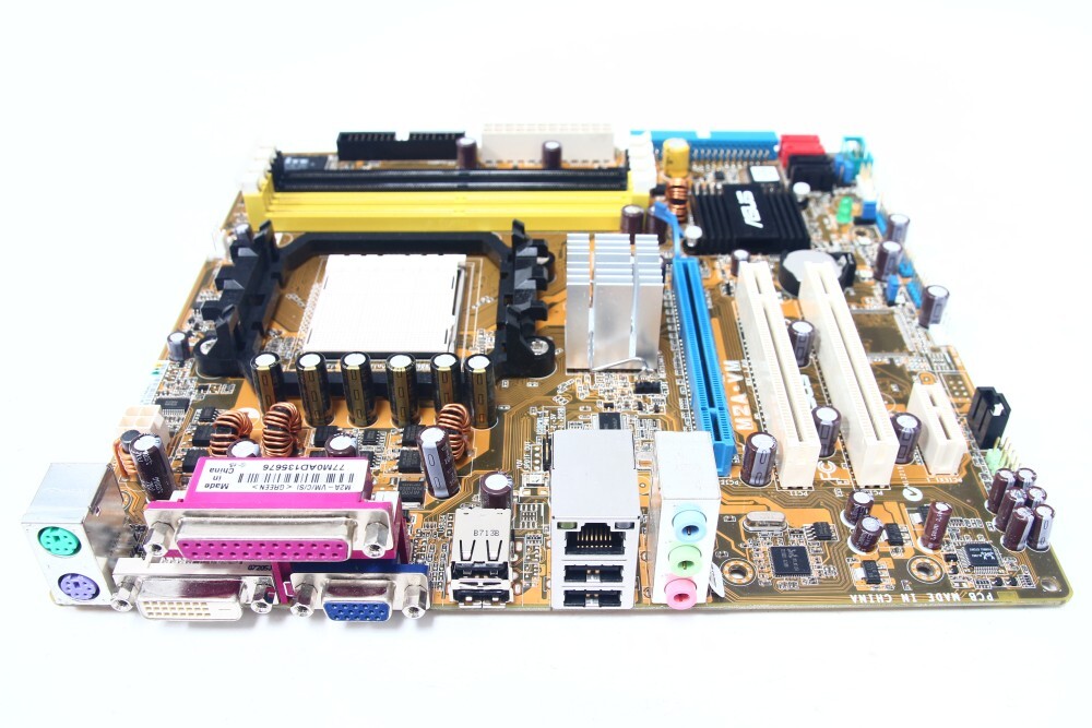 ASUS M2A-VM microATX Desktop PC Motherboard AMD Socket/Socket AM2 PCIe VGA DVI