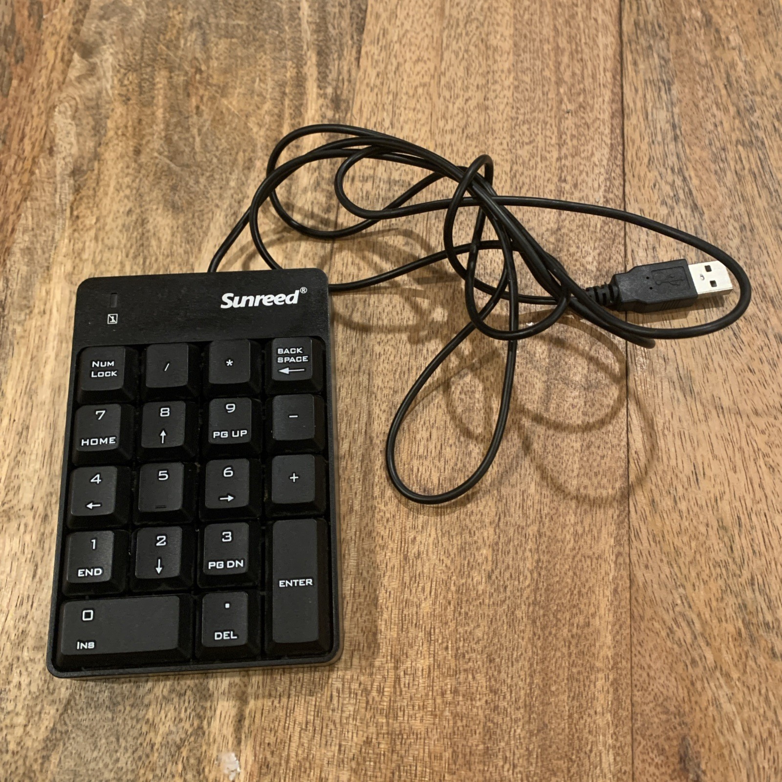 Sunreed Wired  USB Numeric Number Pad Keyboard Keypad 18 Keys Model SK-051