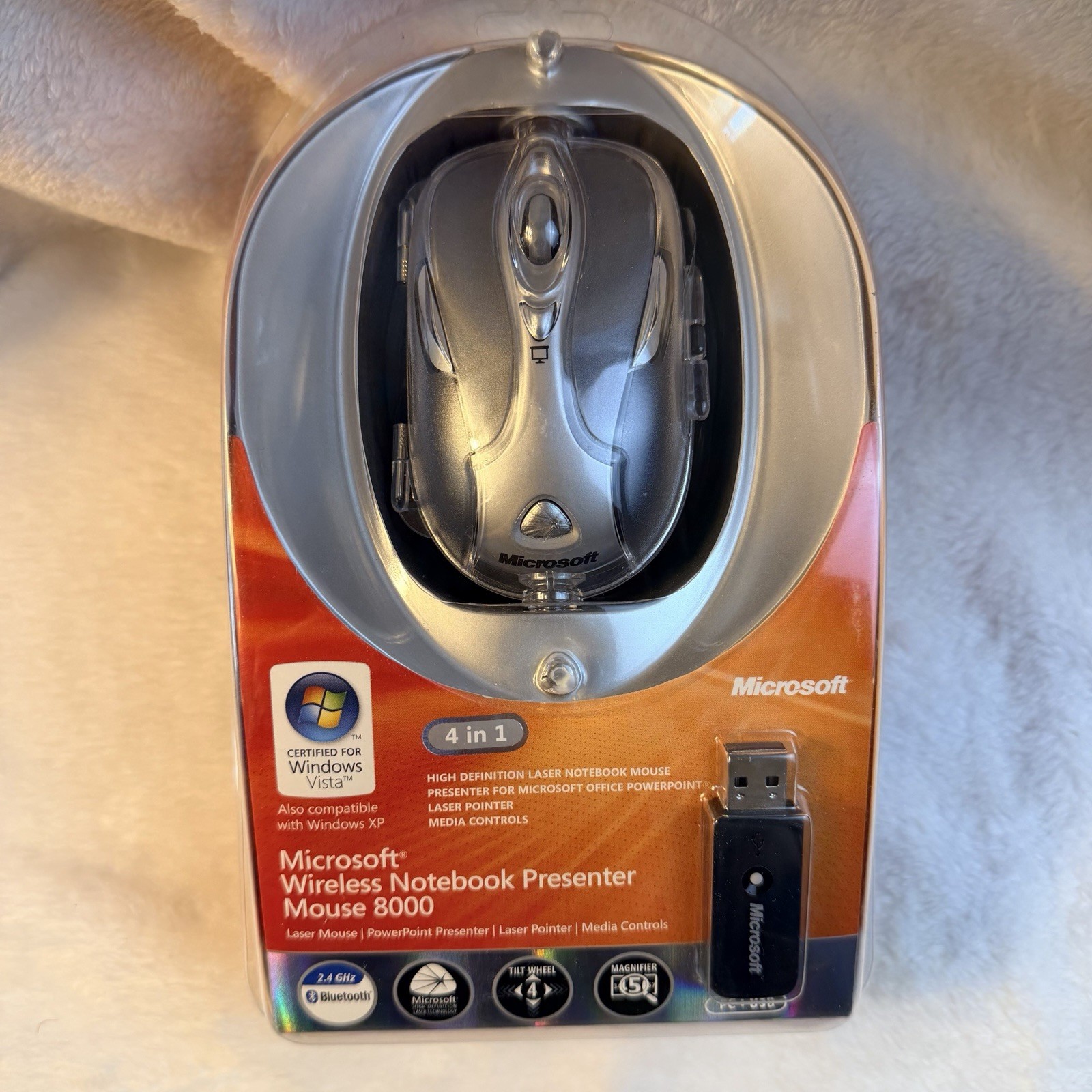 Microsoft Wireless Notebook Presenter Mouse 8000 Model 1065 Silver Bluetooth