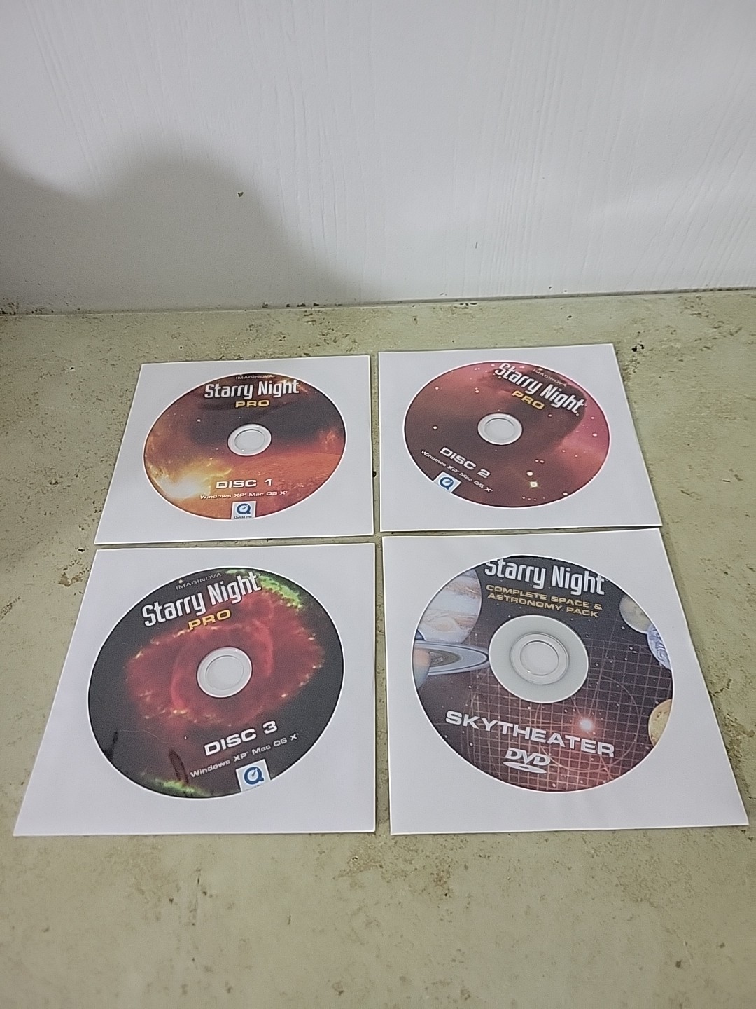 Imaginova Starry Night Pro 3 Discs Plus DVD  Version 5.0 Software Windows Mac