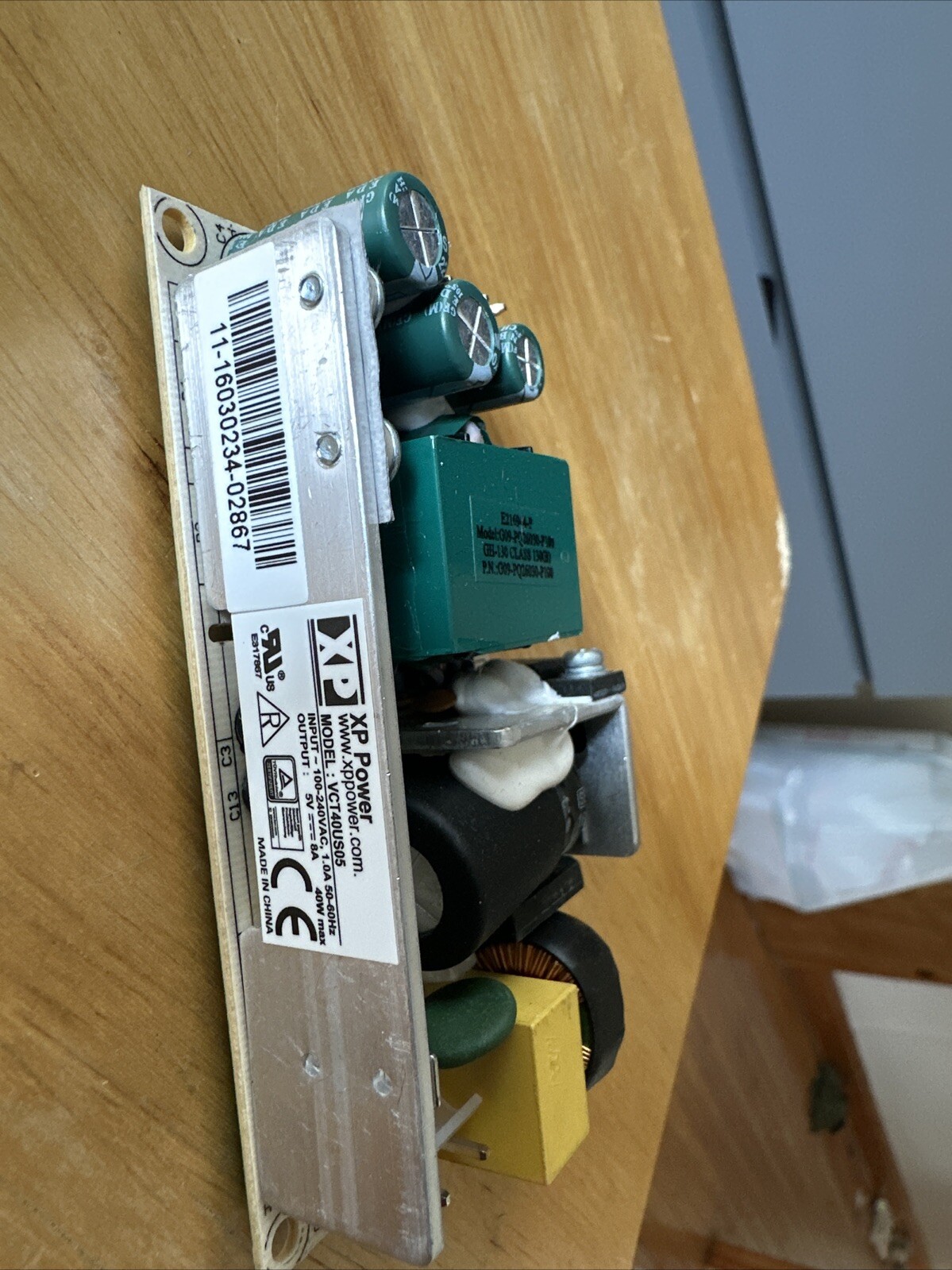 xp power model VCT40US05