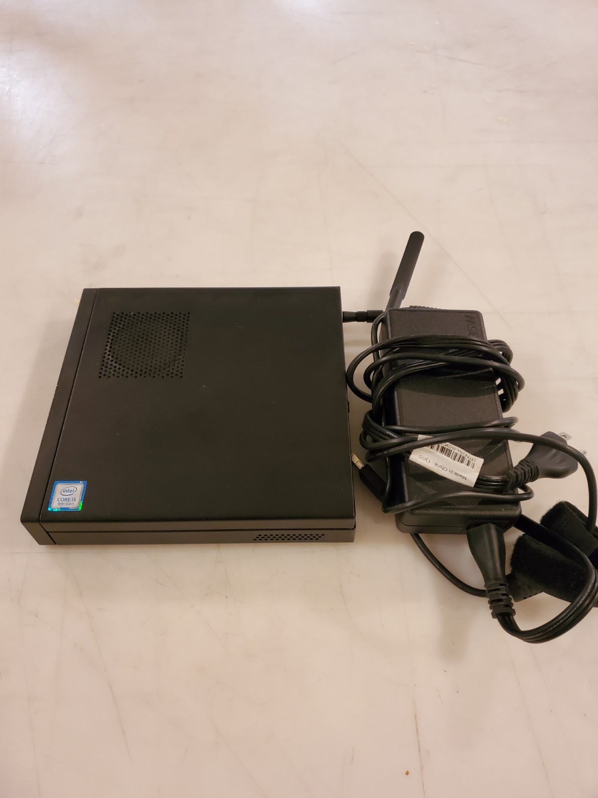 Lenovo ThinkStation P330 Tiny 16GB RAM 230GB SSD with Adapter i5