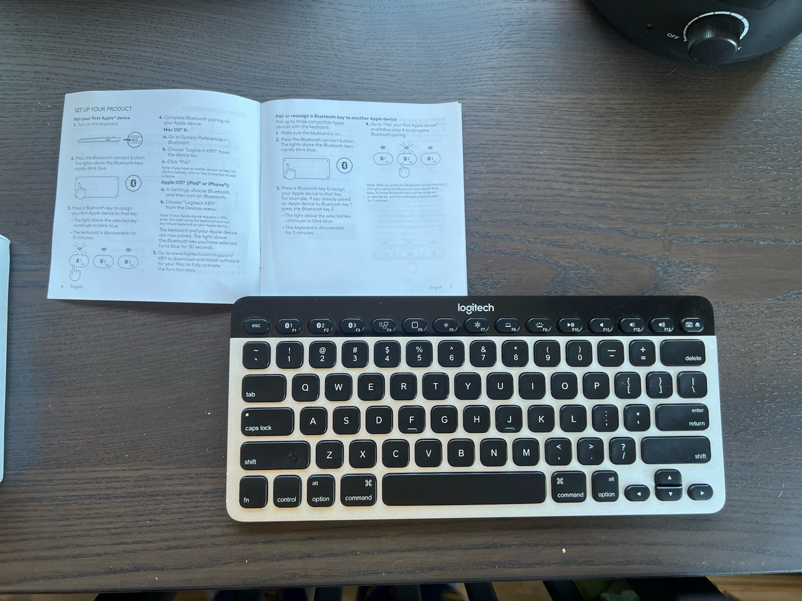 Logitech K811 920-004161 Wireless Keyboard  Used No Power Cord