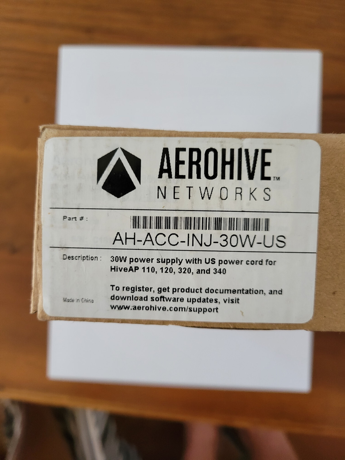 Aerohive AH-ACC-INJ-30W-US Power Over Ethernet (POE) Injector with US Power Cord