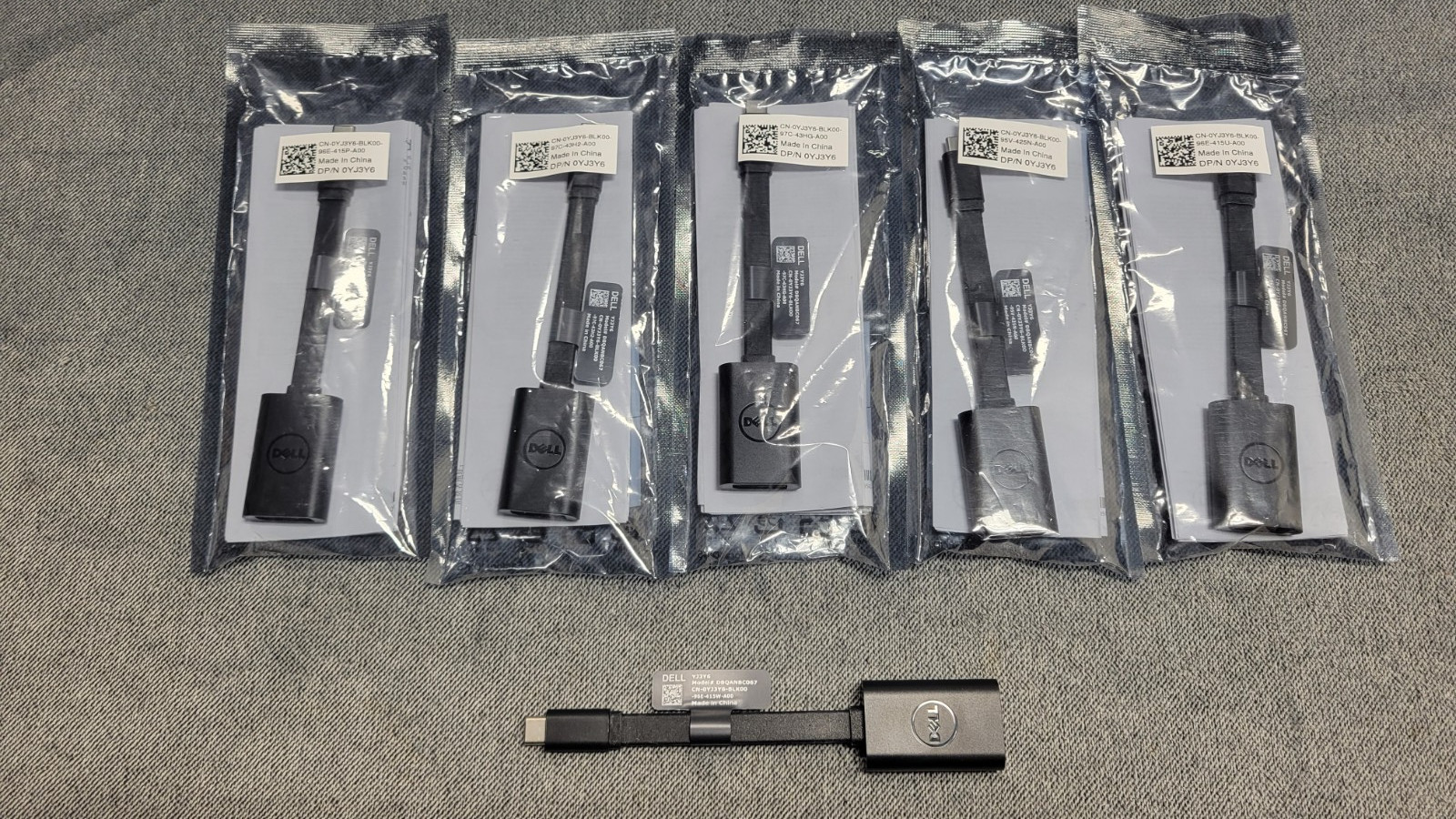 LOT OF 5 NEW SEALED Dell Adapter-USB C to DisplayPort YJ3Y6/ DBQANBC067 