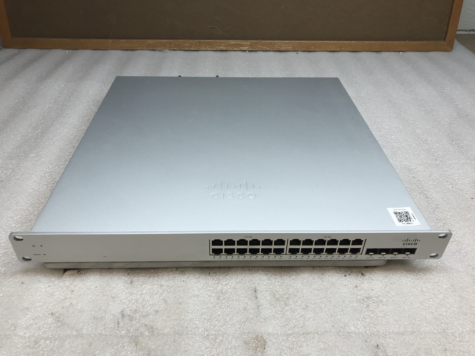 Cisco Meraki MS320-24P-HW 24-Port PoE+ Gigabit Switch 4x 10G SFP+ UNCLAIMED