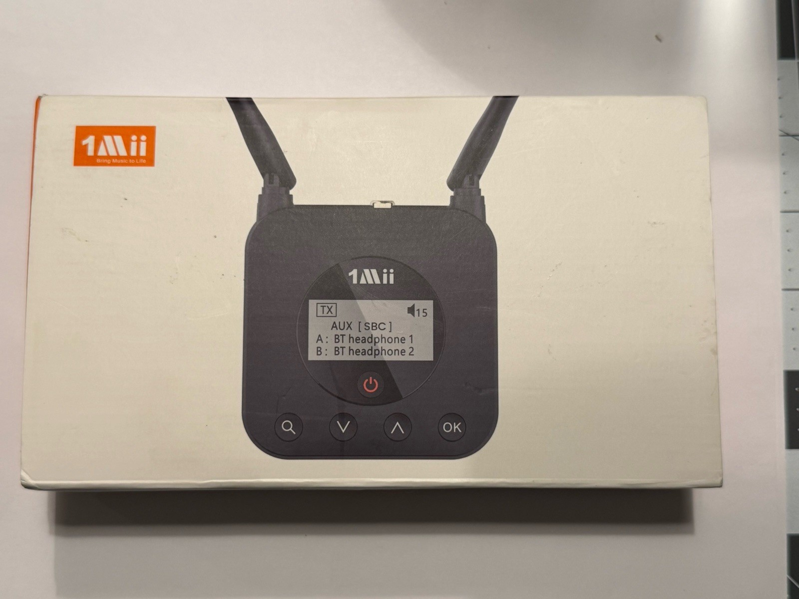 1Mii B06TX+ Long Range Bluetooth 5.2 Transmitter for TV/PC/Projector to 2 Wirele