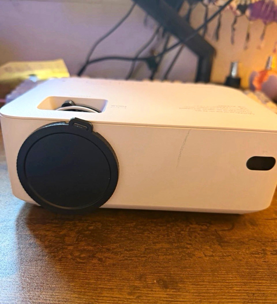 Apeman LCD Projector LC350W-19 White 720p Native 1080p HDMI USB Speaker
